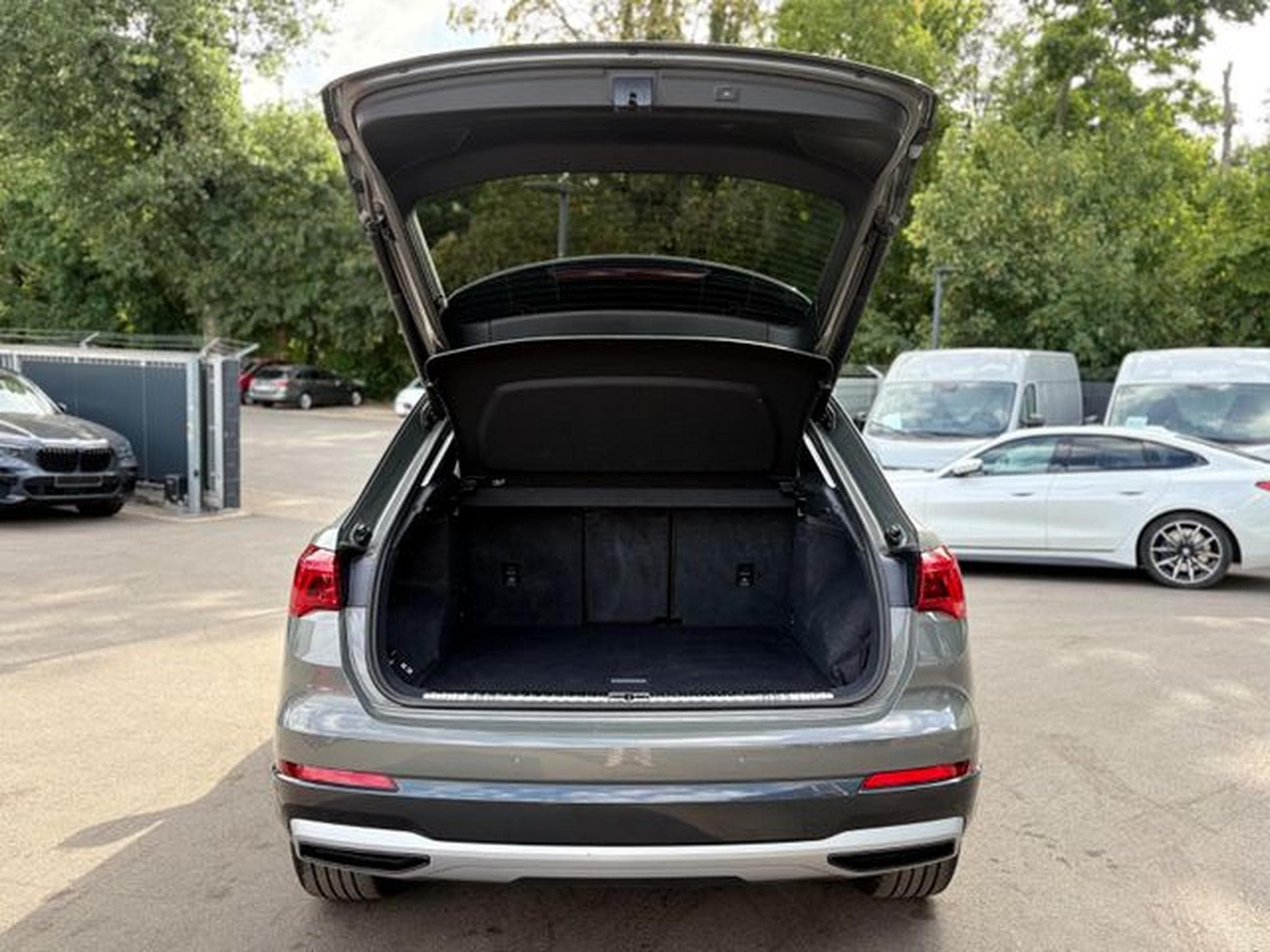 Audi Q3 Q3 35 TFSI ADVANCED *1.HAND*KAMERA*LEDER*SHZ* (2024) - Photo 9