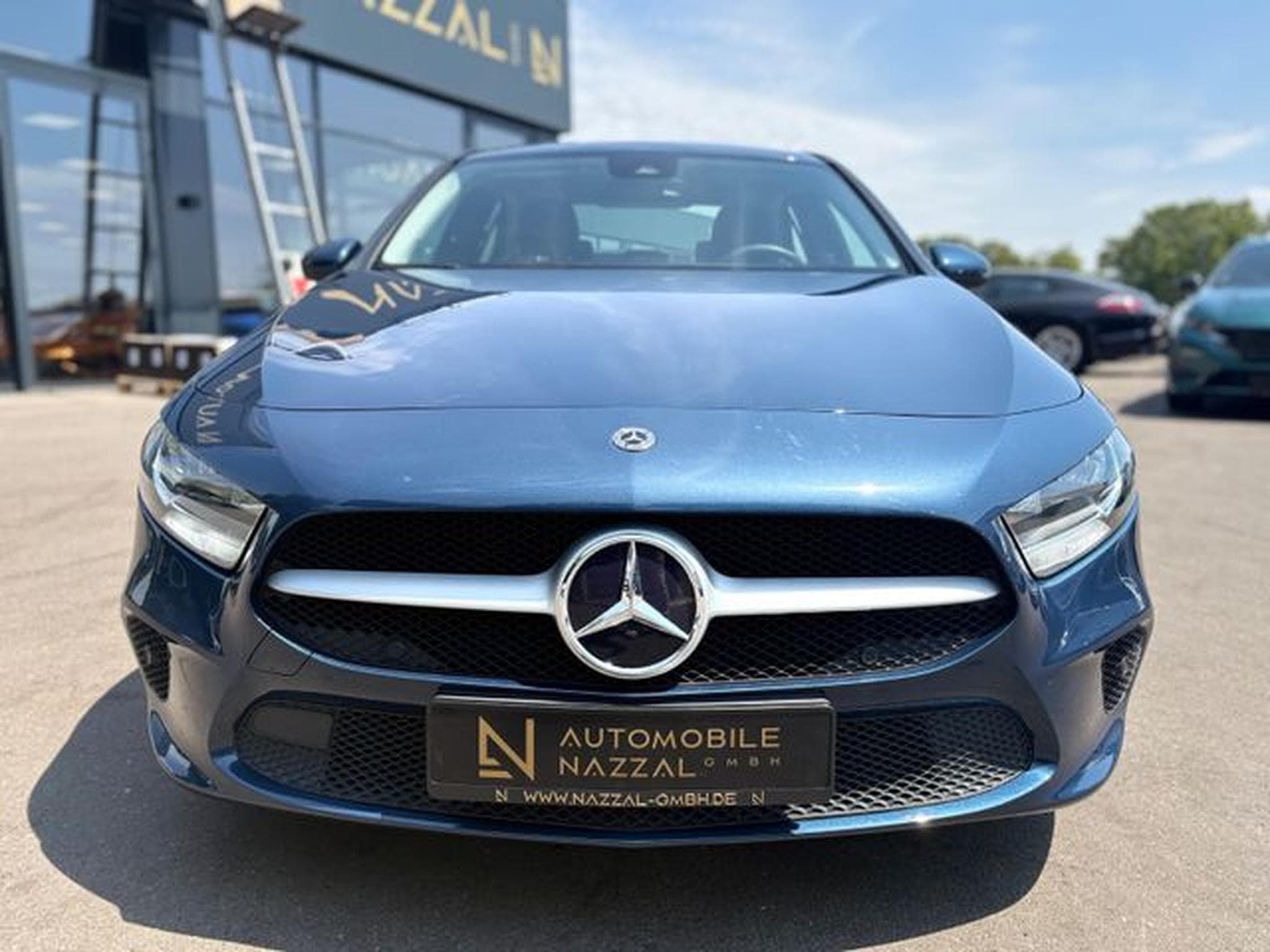 Mercedes A 180 A 180 d LIMOUSINE *MULTIBEAM*KAM*SHZ*ALU* (2021) - Photo 4