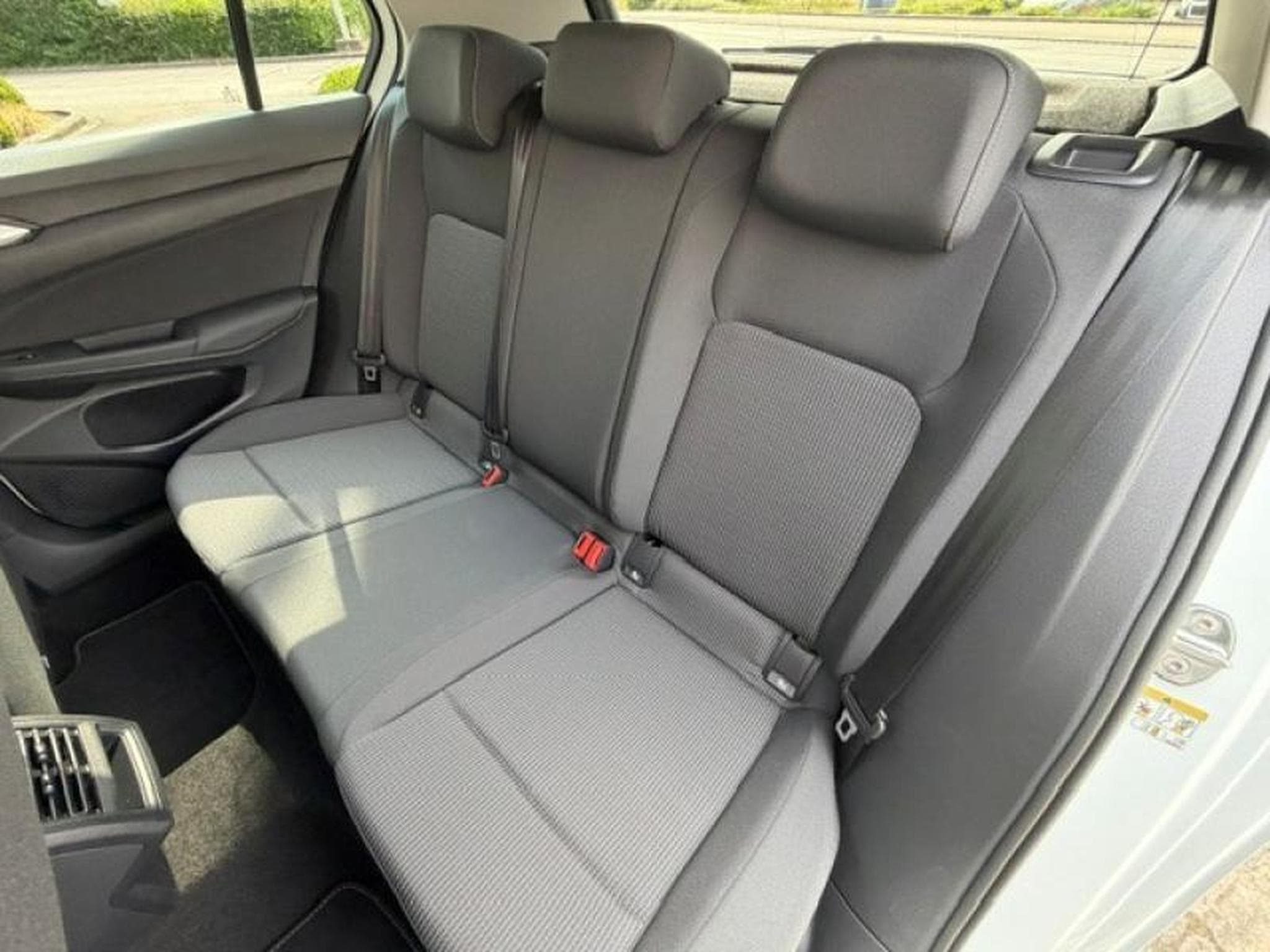 VW Golf Basis (2026) - Photo 13