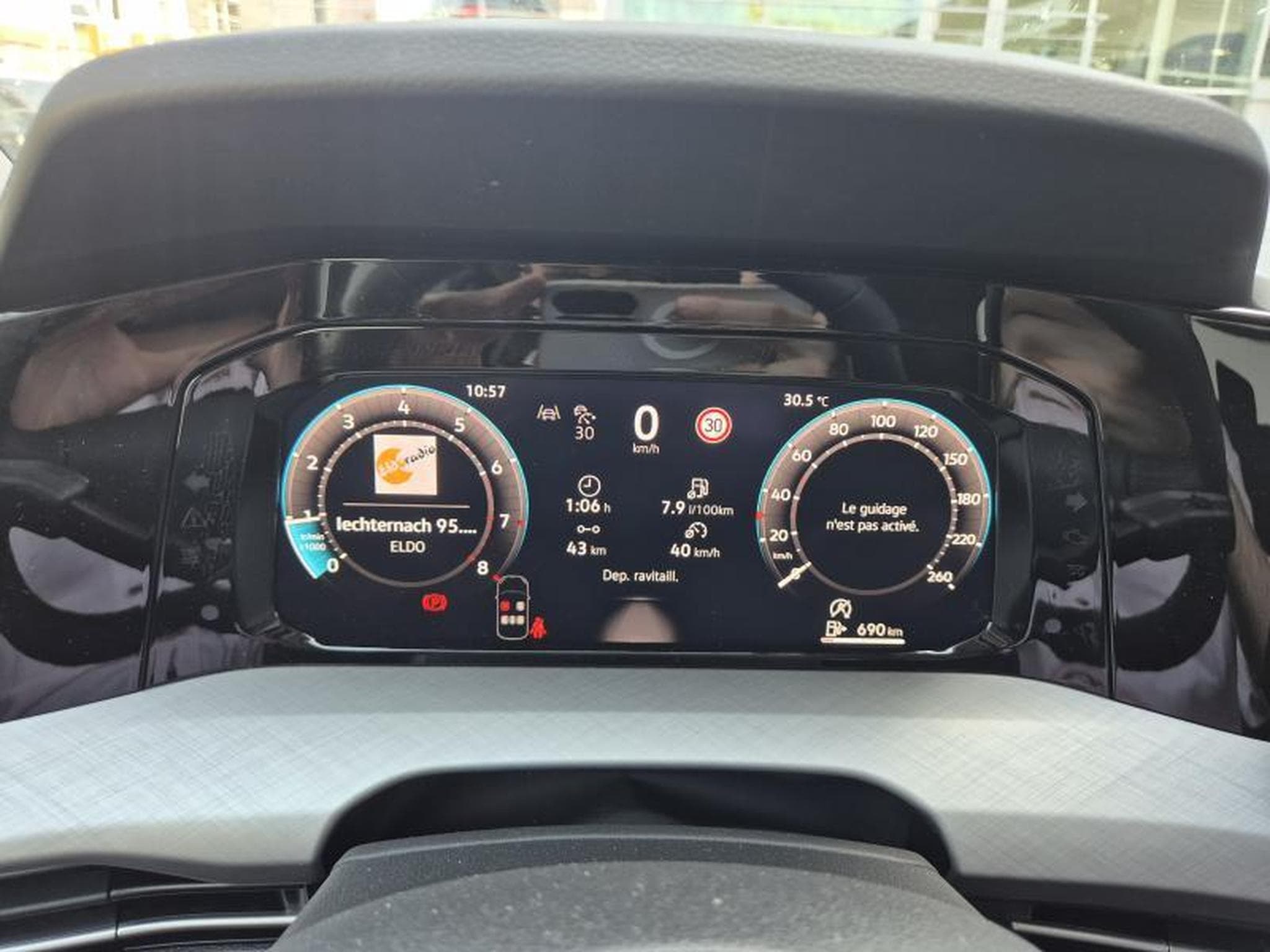 VW Golf Life (2026) - Photo 11