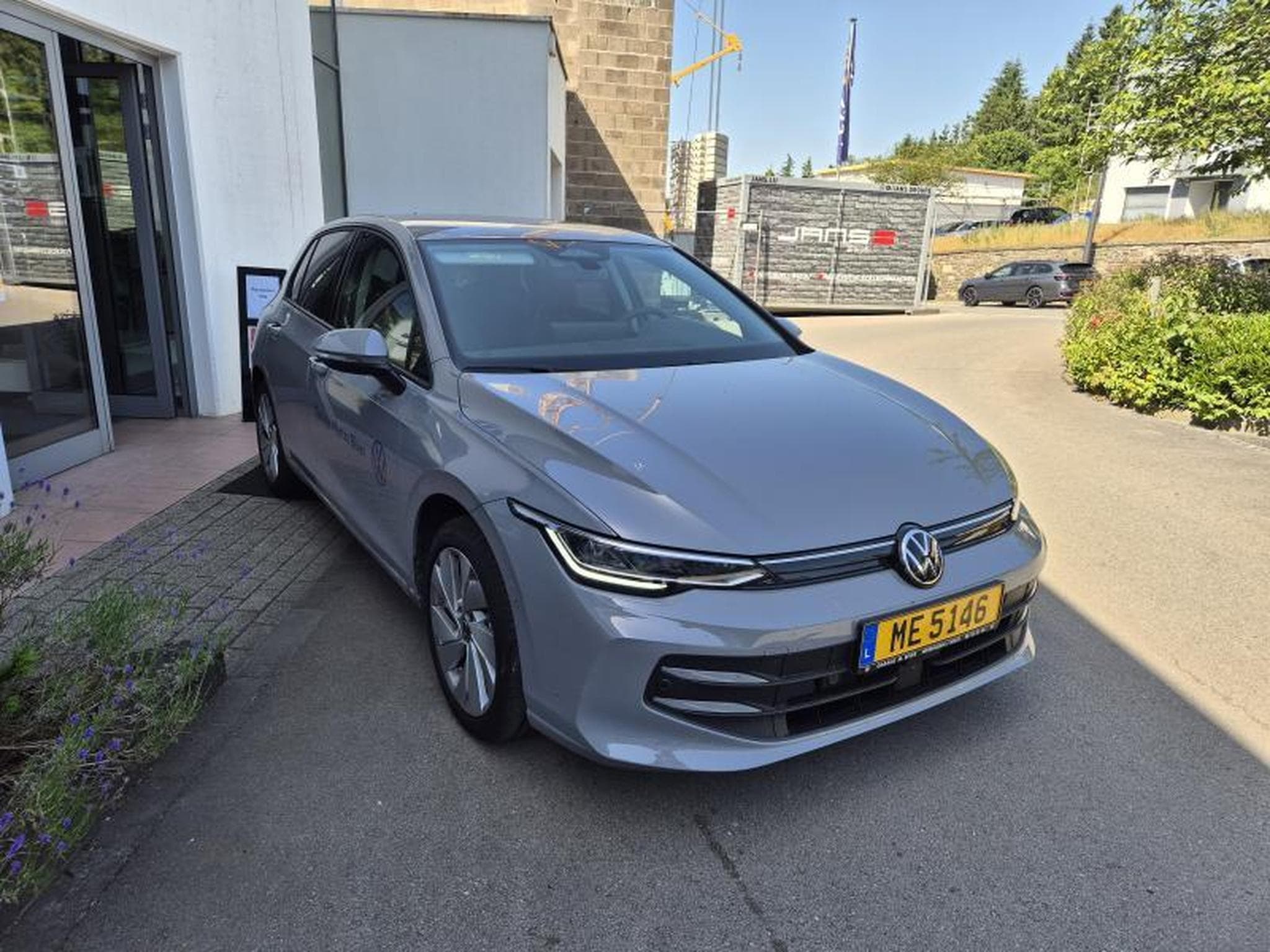 VW Golf Life (2026) - Photo 2