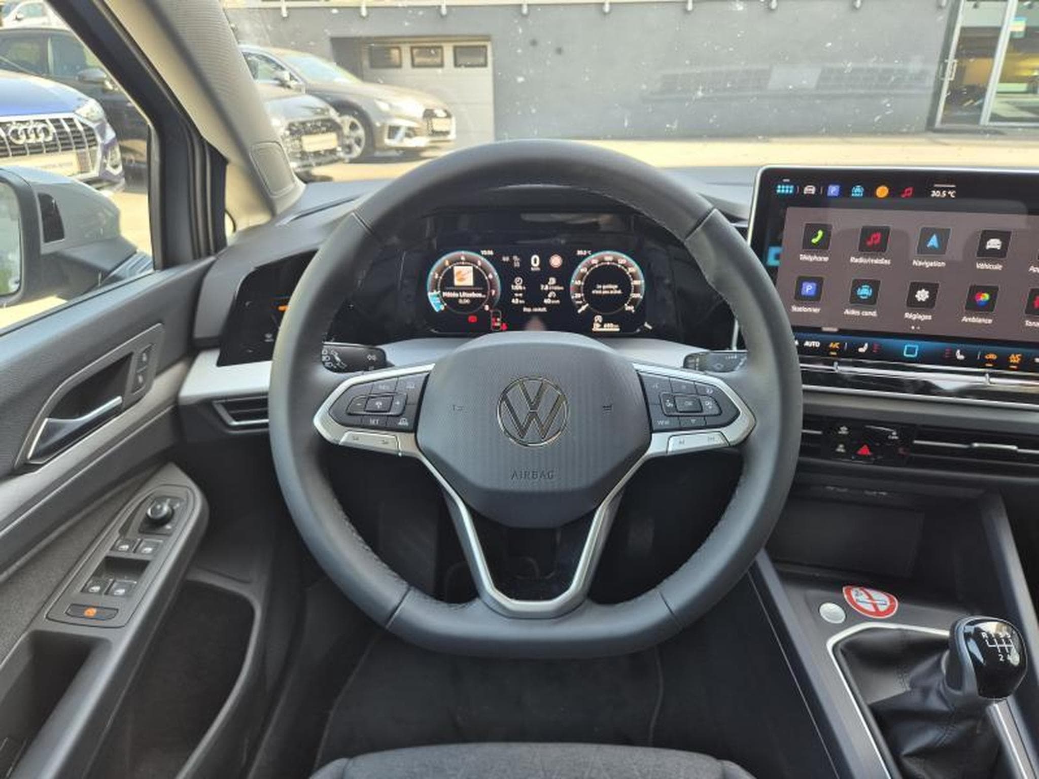 VW Golf Life (2026) - Photo 7