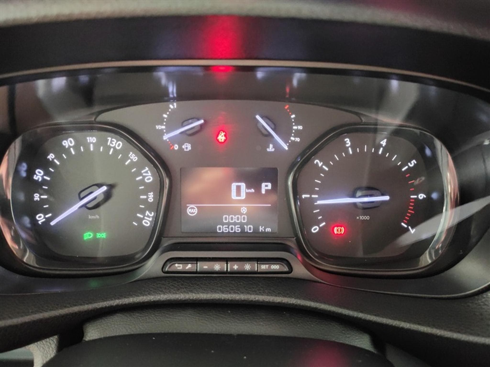 Citroen Jumpy 2.0 BlueHDi Auto Double cab. 5 PL Navi/CarPlay/Caméra/JA 17" (2022) - Photo 10