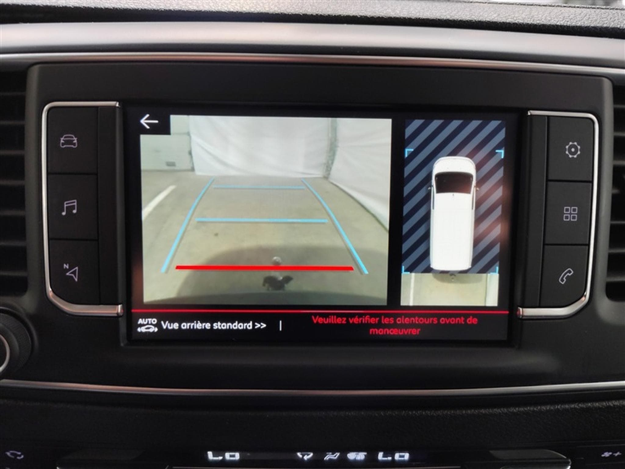 Citroen Jumpy 2.0 BlueHDi Auto Double cab. 5 PL Navi/CarPlay/Caméra/JA 17" (2022) - Photo 17