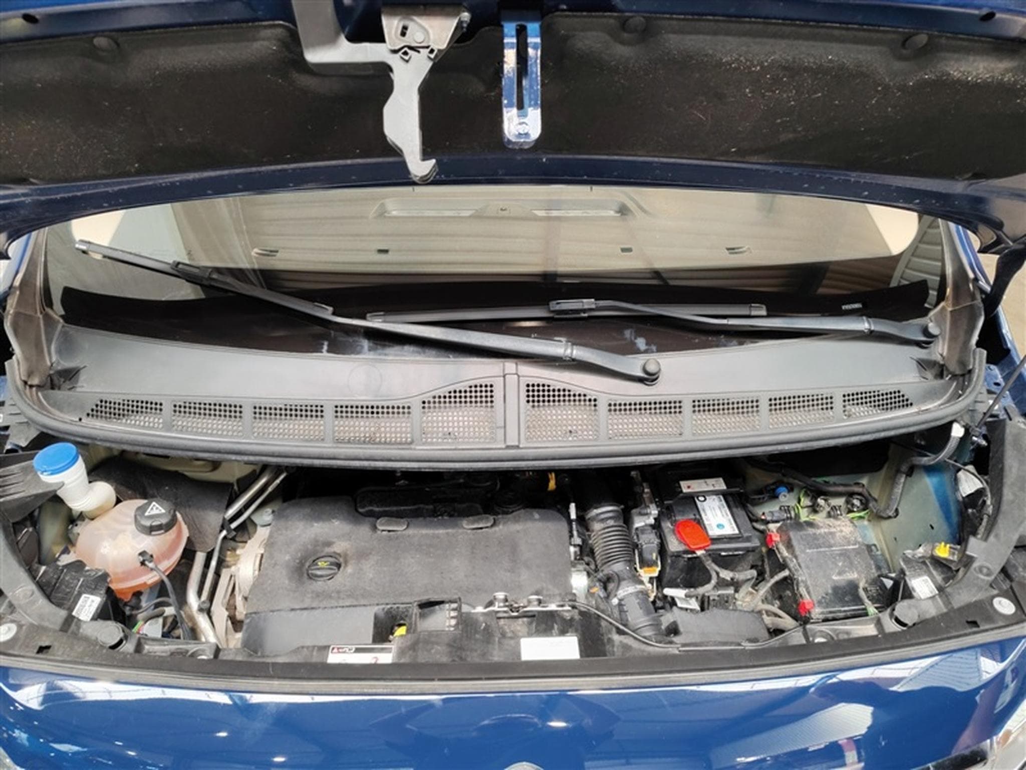 Citroen Jumpy 2.0 BlueHDi Auto Double cab. 5 PL Navi/CarPlay/Caméra/JA 17" (2022) - Photo 19