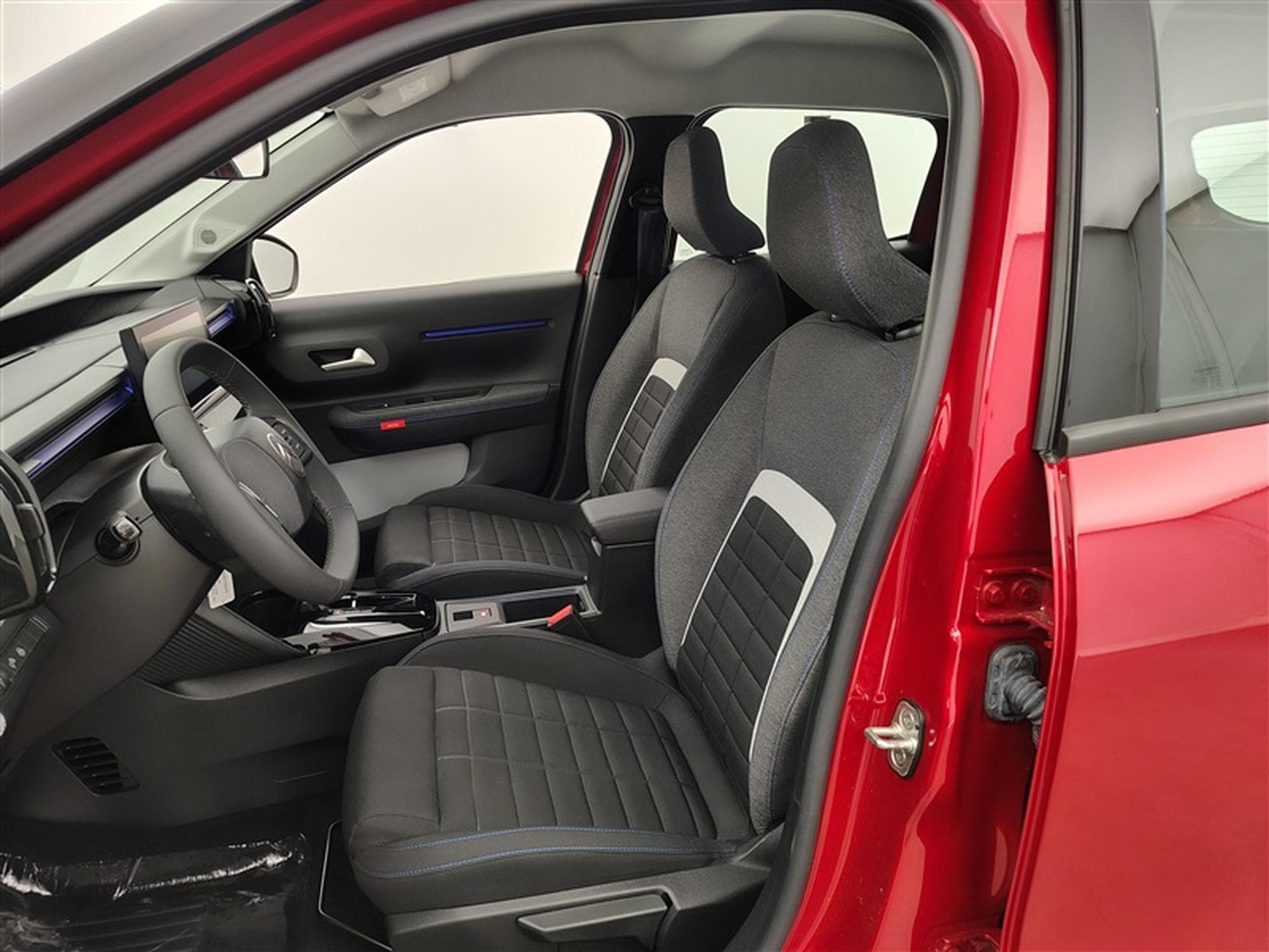 Citroen C3 New C3 Hybride 100 DCS6 YOU Pack Plus (2025) - Photo 6