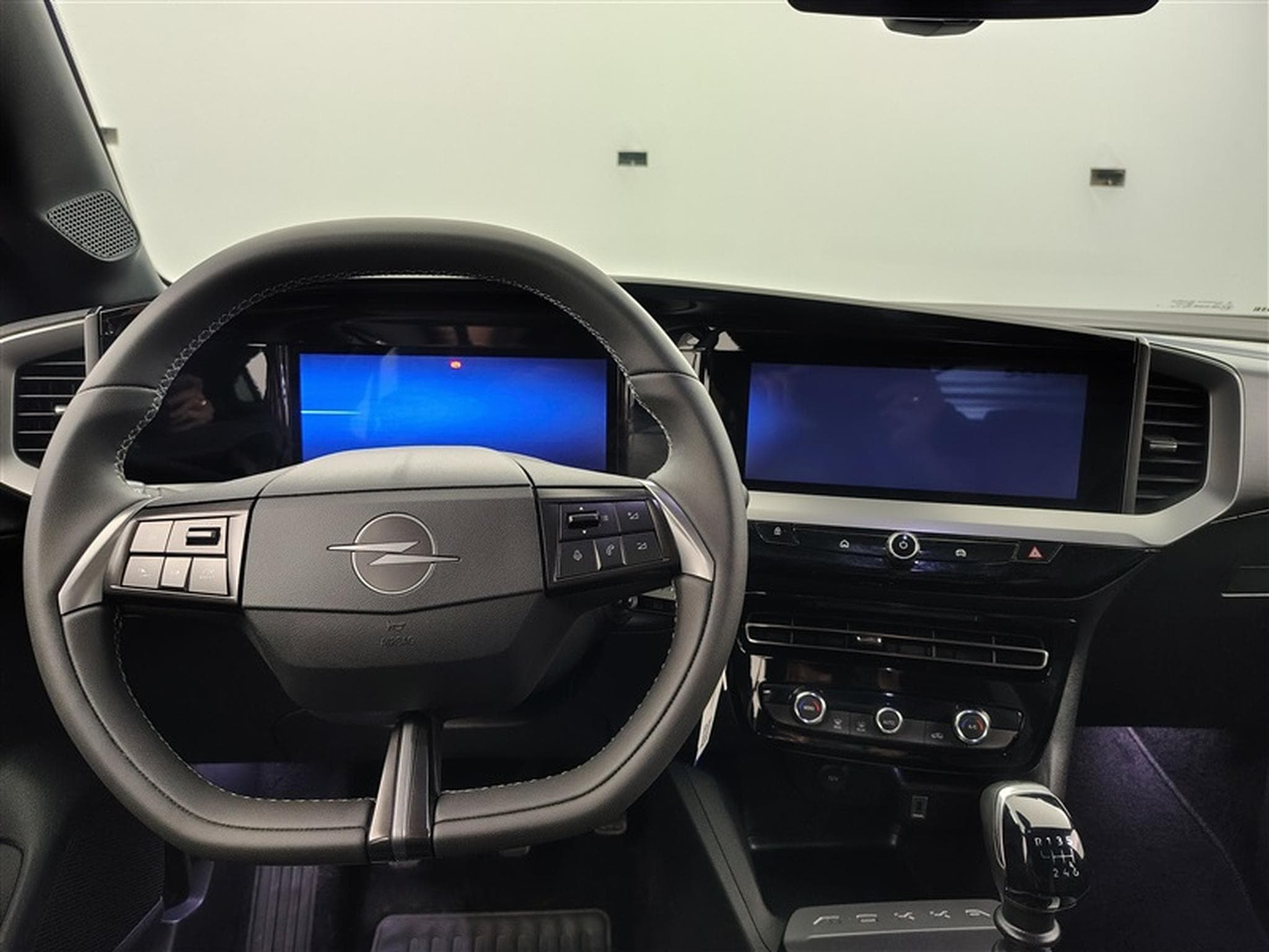 Opel Mokka 1.2 Turbo 136Cv GS CARPLAY / CAMERA / FULL LED (2025) - Photo 9