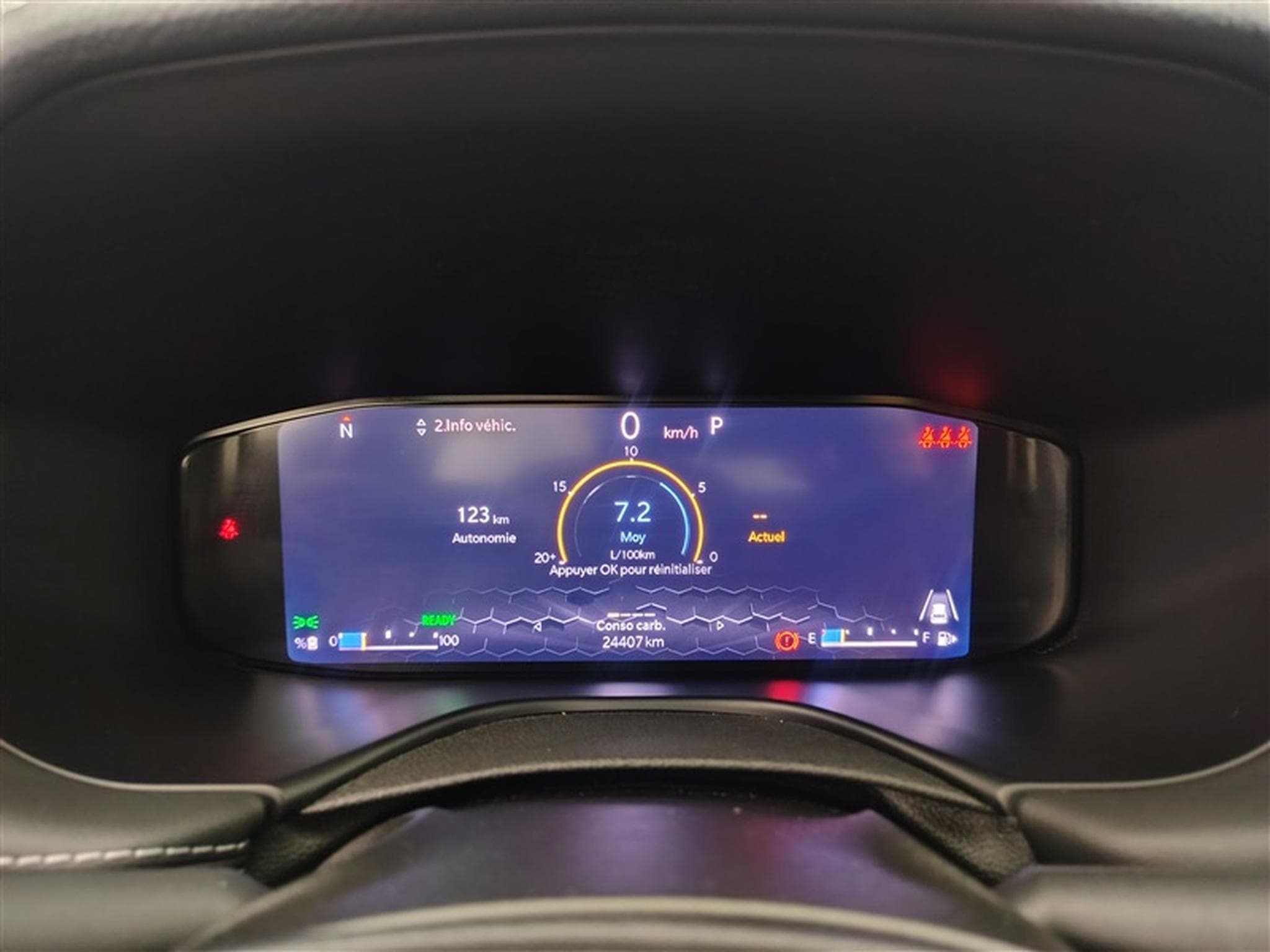 Jeep Compass 1.5 Turbo MHEV Altitude DCT  S-CUIR / CARPLAY / CAMERA (2025) - Photo 10