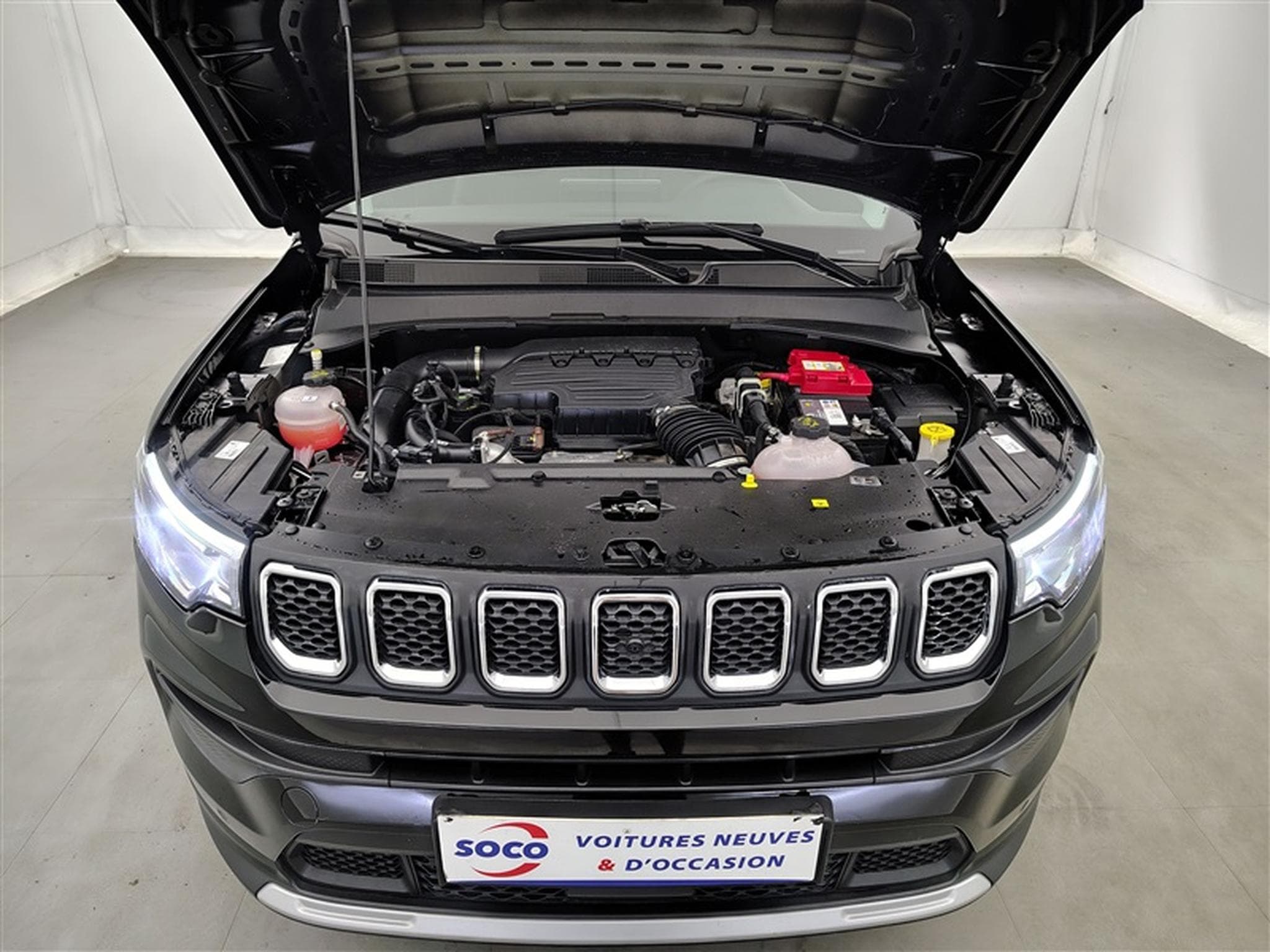 Jeep Compass 1.5 Turbo MHEV Altitude DCT  S-CUIR / CARPLAY / CAMERA (2025) - Photo 19
