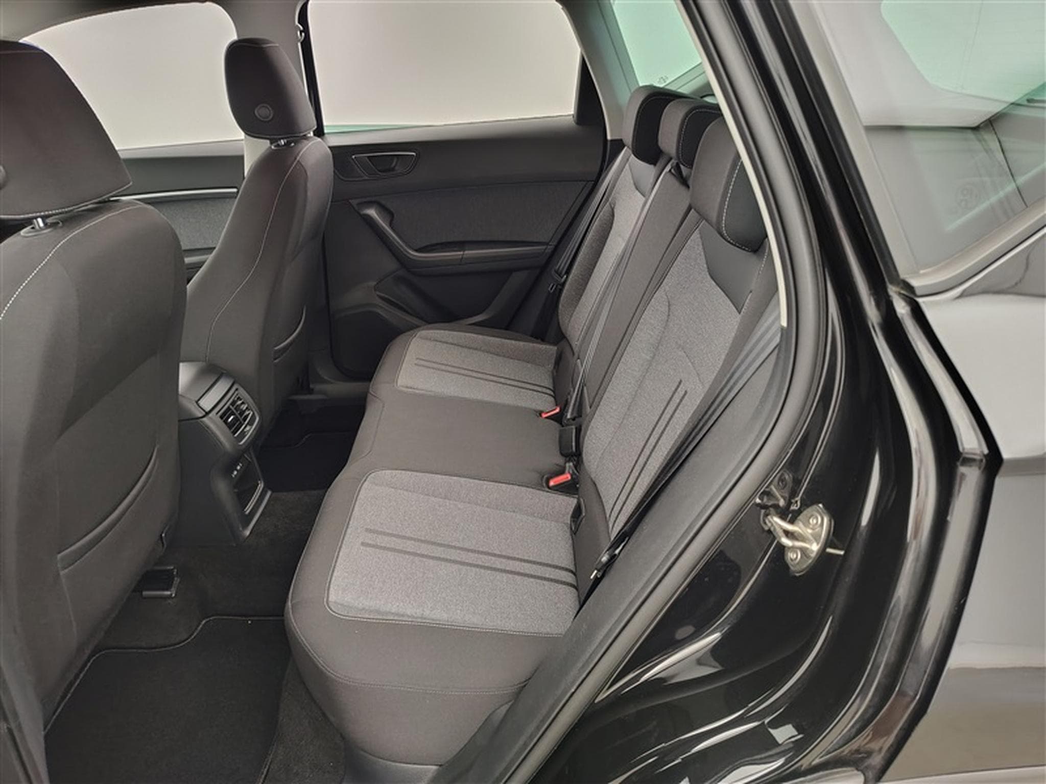 Seat Ateca 1.0 TSI Move! NAVI/FULL LED/JA17/PDC (2022) - Photo 13