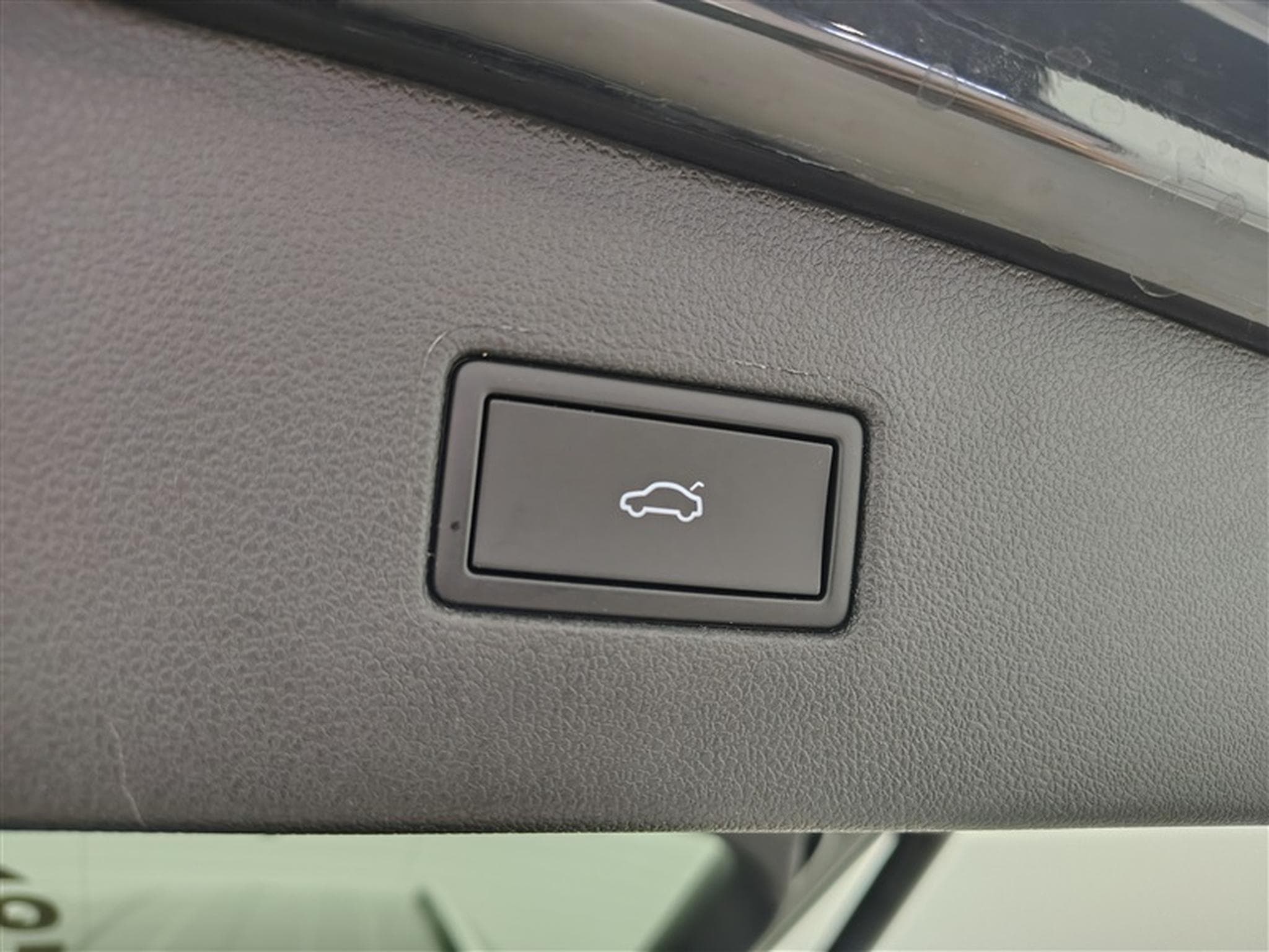 VW Tiguan 1.5 TSI 7pl. DSG Navi Cockpit / Led / PDC+Caméra (2024) - Photo 18