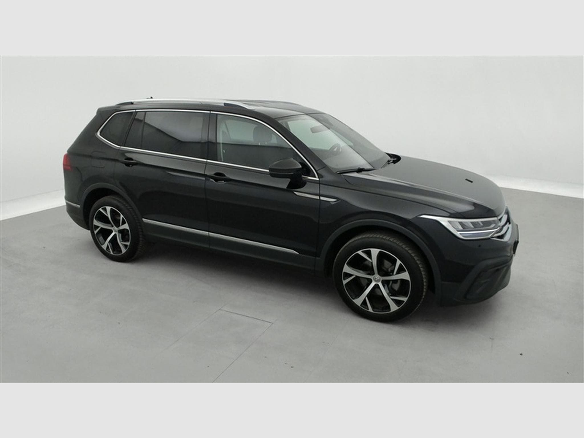 VW Tiguan 1.5 TSI 7pl. DSG Navi Cockpit / Led / PDC+Caméra (2024) - Photo 24