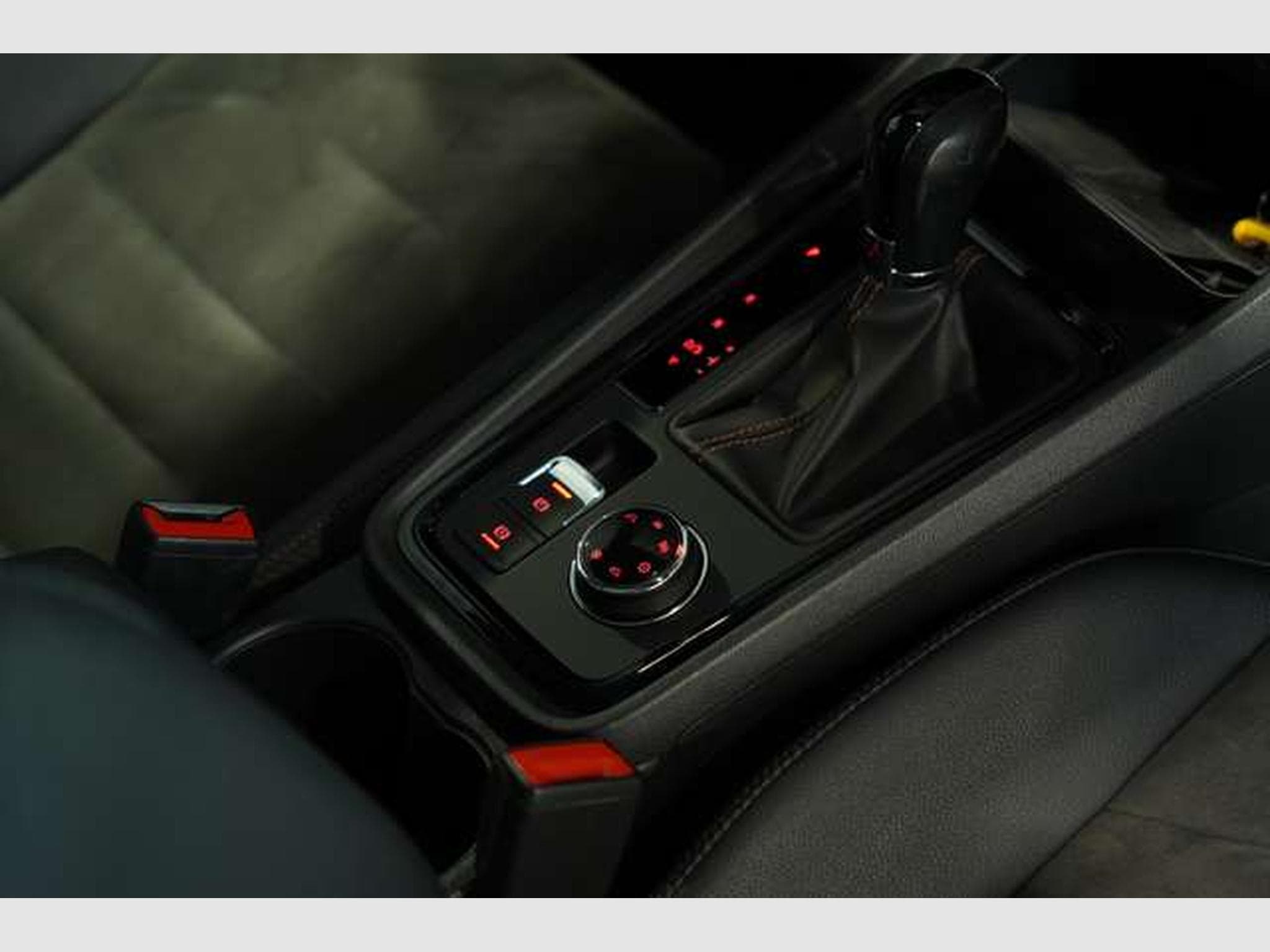 CUPRA Ateca 4Drive 2.H *GSD *Black-Paket *AHK *Virtual (2020) - Photo 16