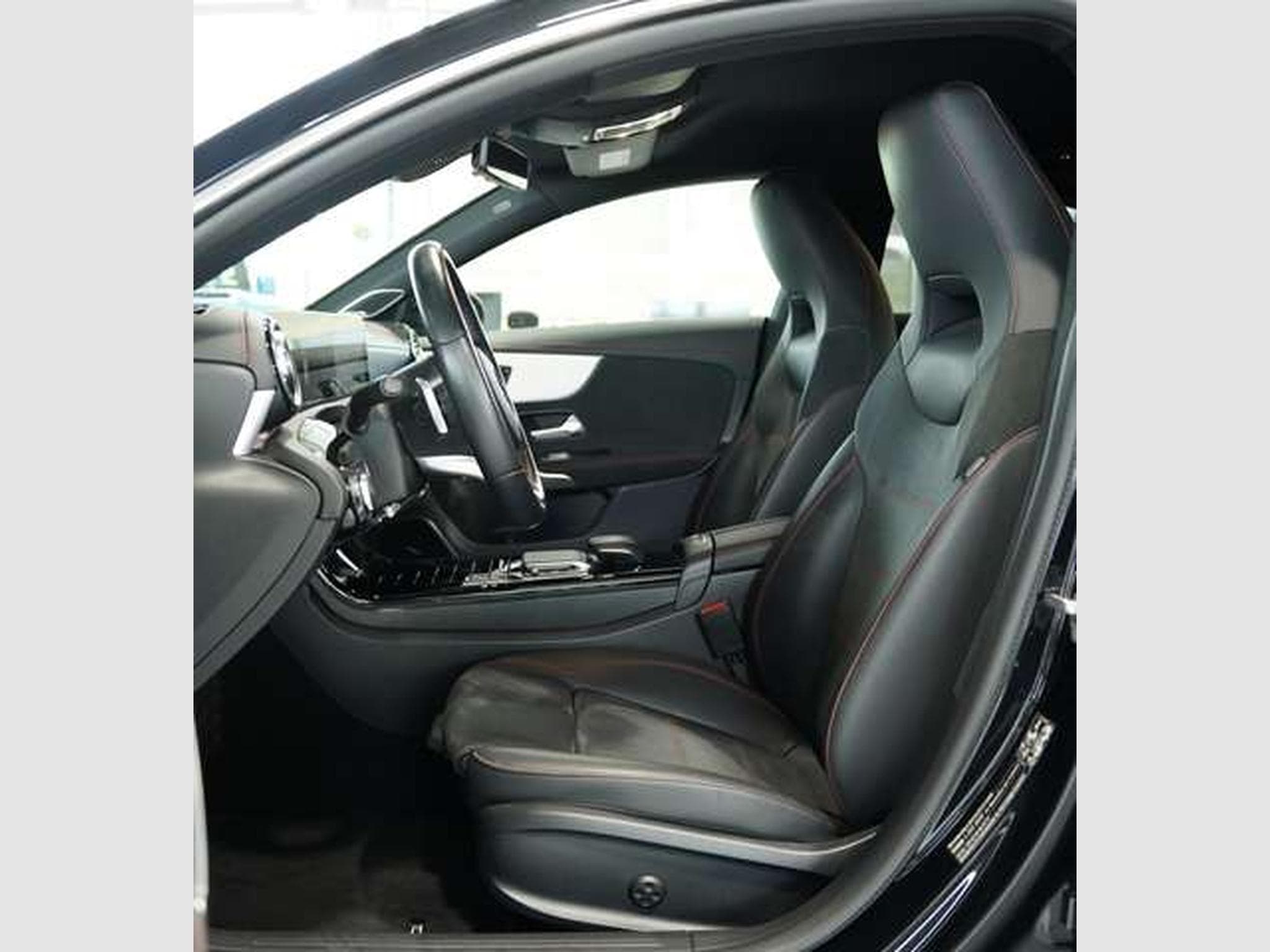 Mercedes CLA 250 AMG Line Limousine 2.H *19*BURM*Digital (2020) - Photo 19