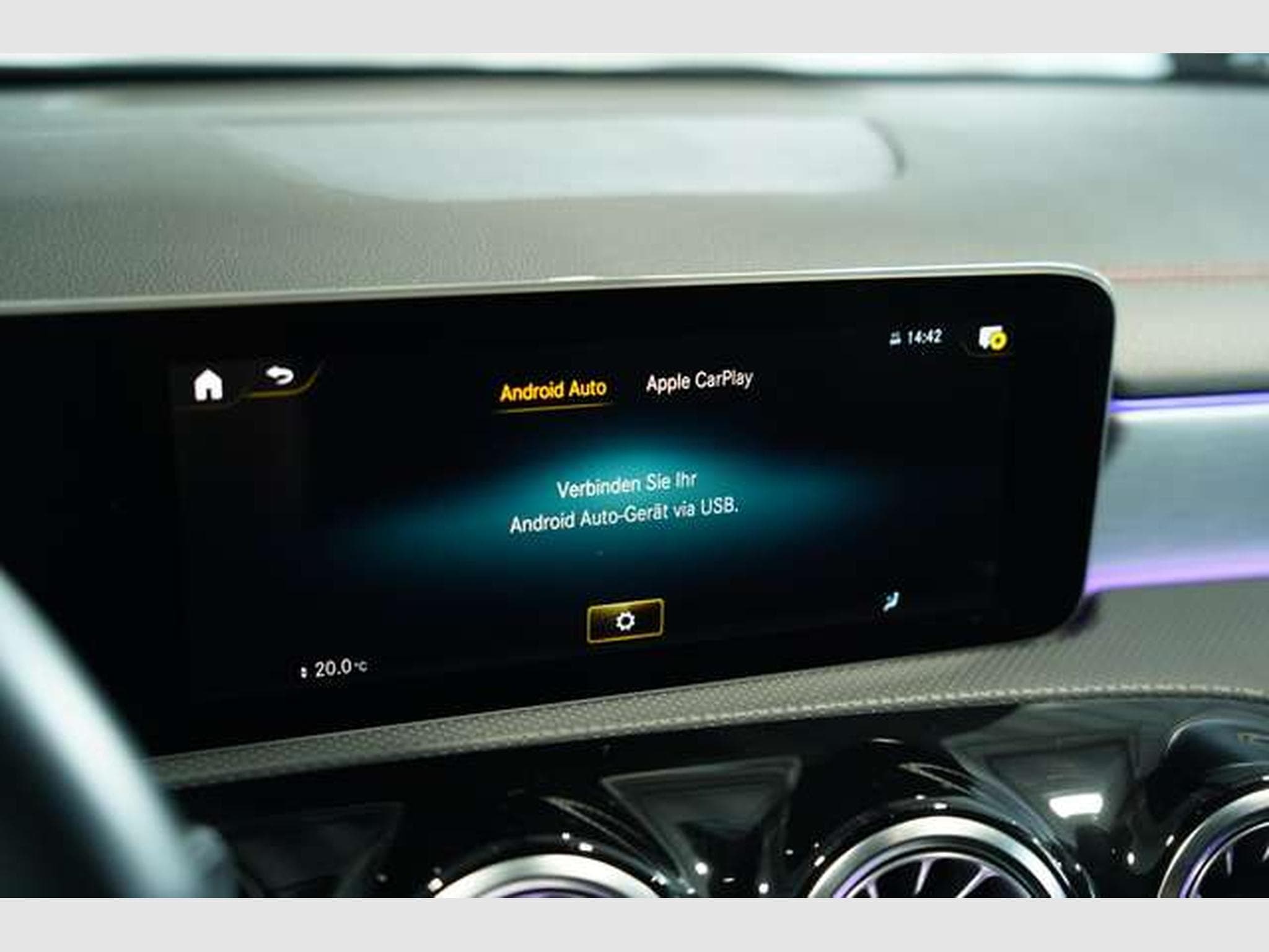Mercedes CLA 250 AMG Line Limousine 2.H *19*BURM*Digital (2020) - Photo 38