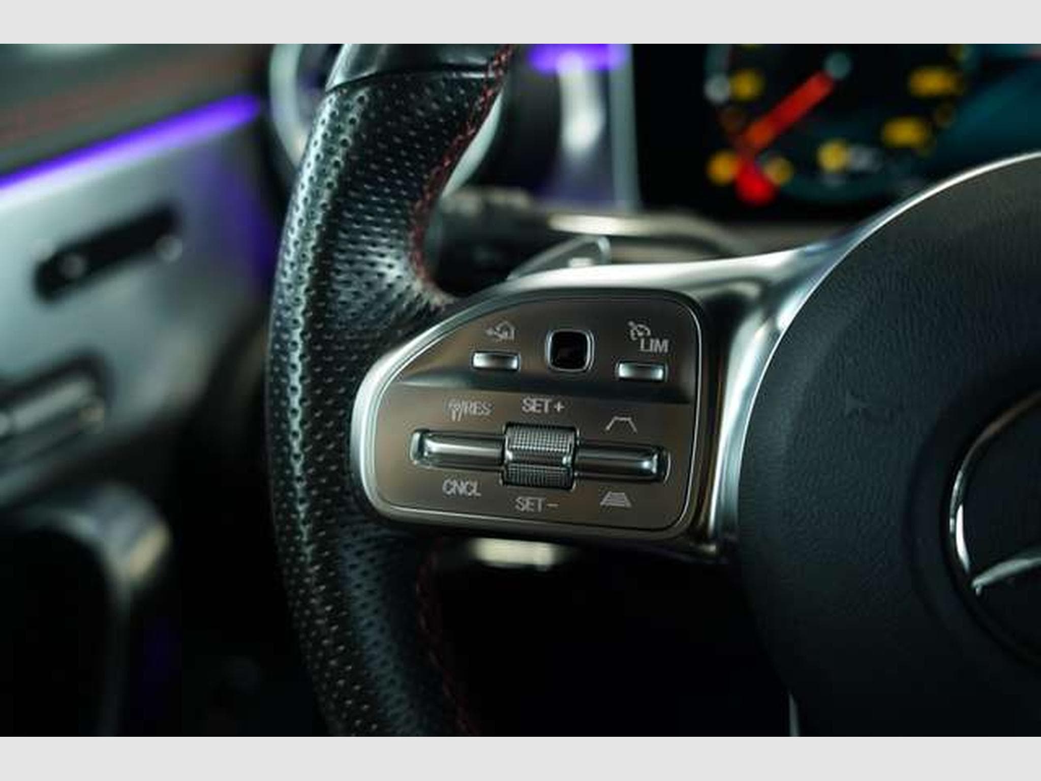 Mercedes CLA 250 AMG Line Limousine 2.H *19*BURM*Digital (2020) - Photo 41