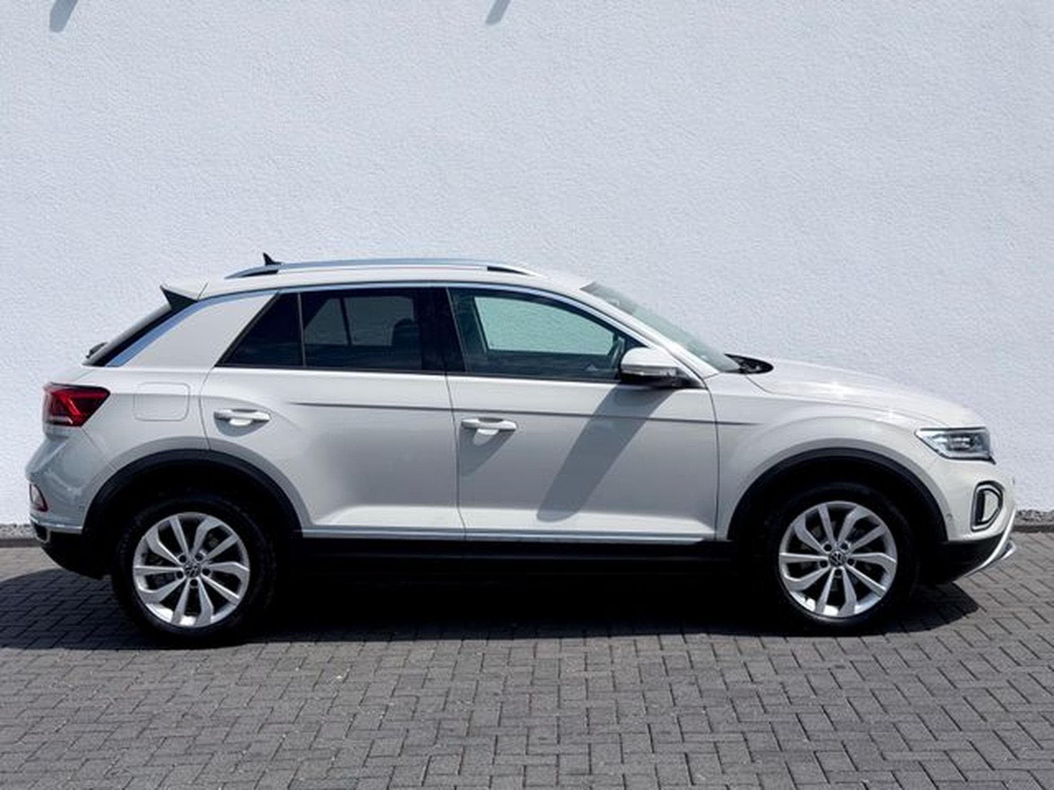 VW T-Roc T-Roc 1.5 TSI /LED/ACC/CARPLAY/1.HAND/GARANTIE/ (2025) - Photo 4