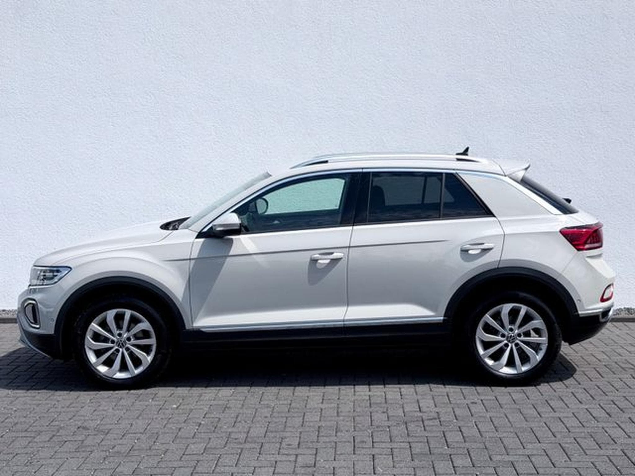 VW T-Roc T-Roc 1.5 TSI /LED/ACC/CARPLAY/1.HAND/GARANTIE/ (2025) - Photo 8