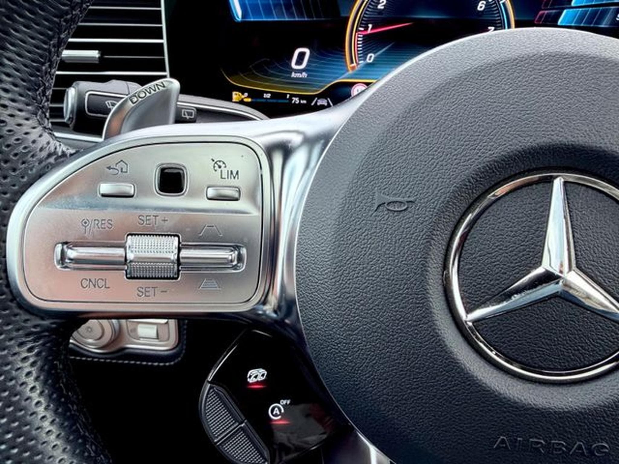 Mercedes GLE 63 AMG GLE 63 AMG 4MATIC+ /PANO/LED/ACC/HUD/BURM/ (2022) - Photo 19
