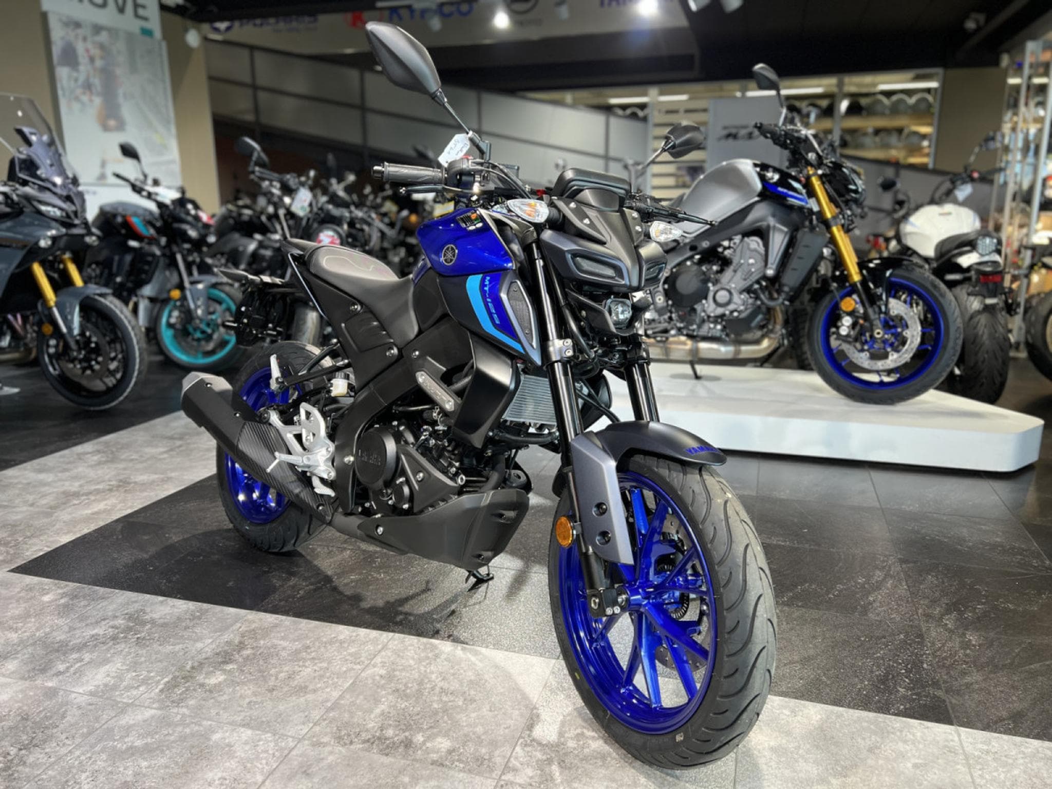 Yamaha MT125 BLEU (2026) - Photo 6
