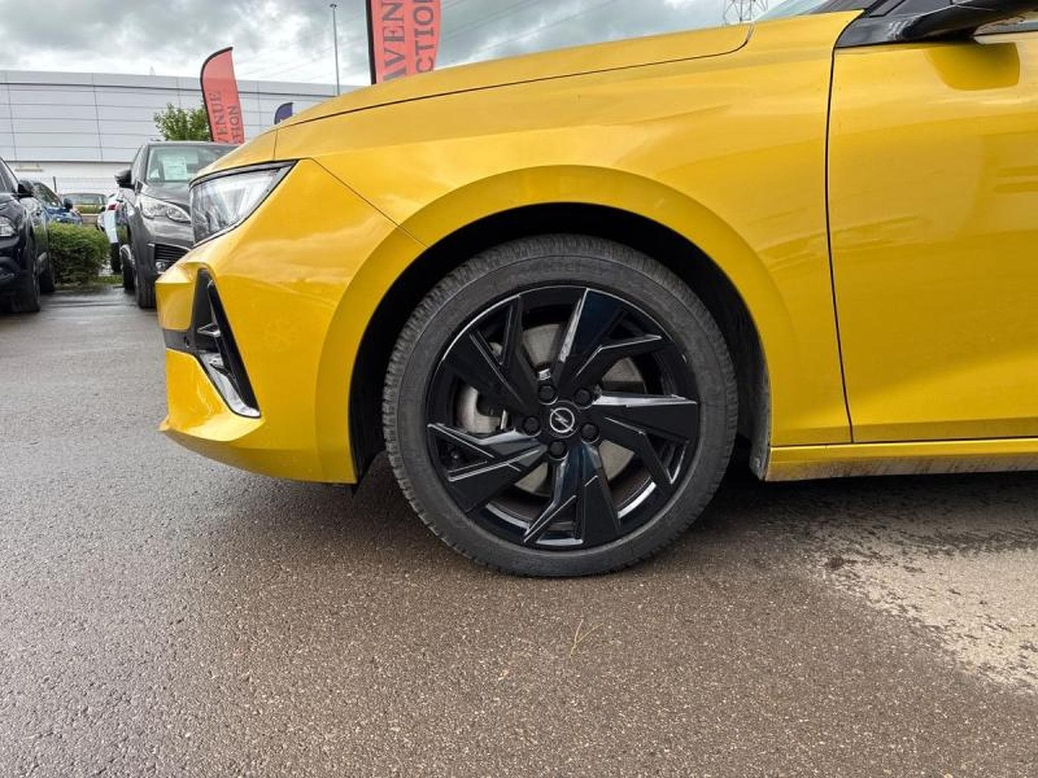 OPEL Astra 1.6 Turbo 180ch Hybrid GS BVA8 (2023) - Photo 6