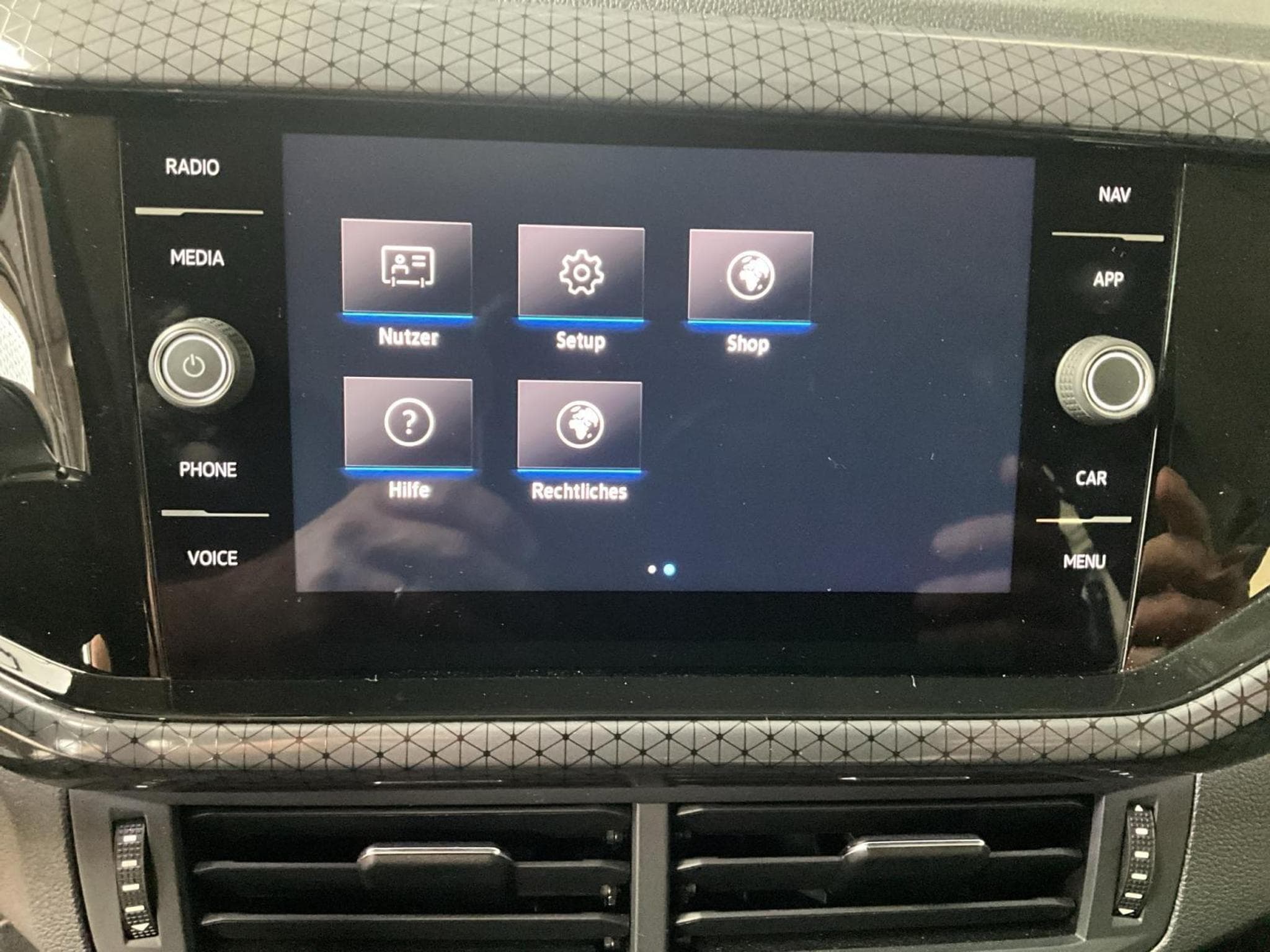 VW T-Cross Style+DSG+R-line+LM17+P.Tech+Keyless (2022) - Photo 18