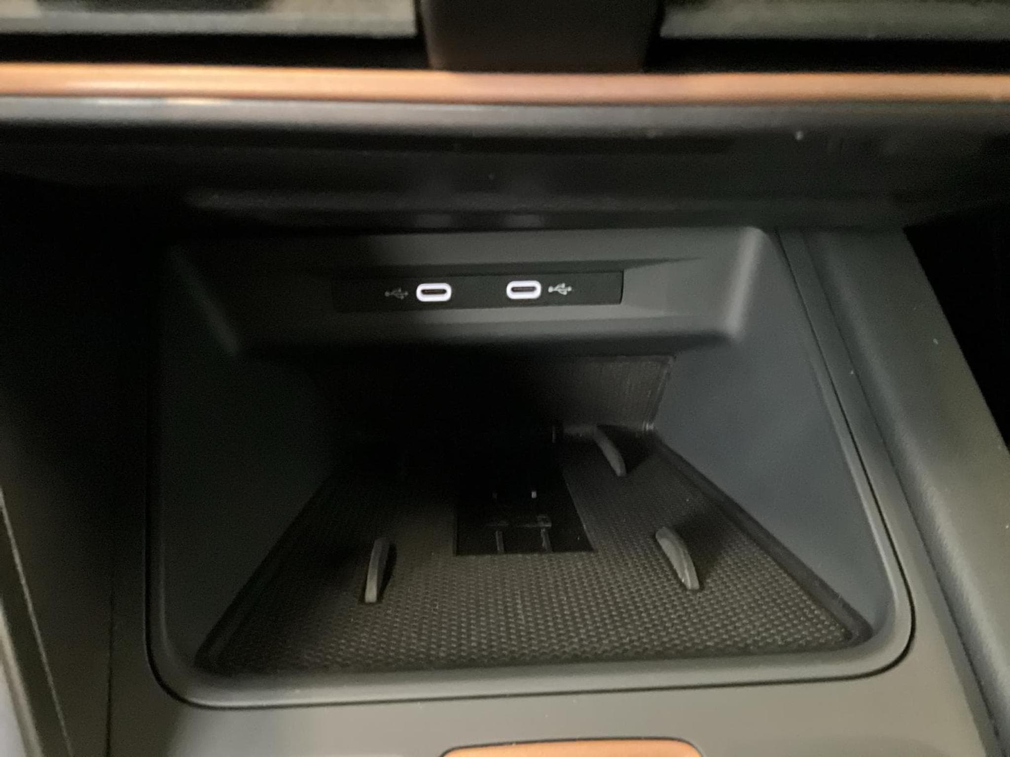 Cupra Leon DSG+Dinamica+Pure-Perf.+Int.Drive (2025) - Photo 17