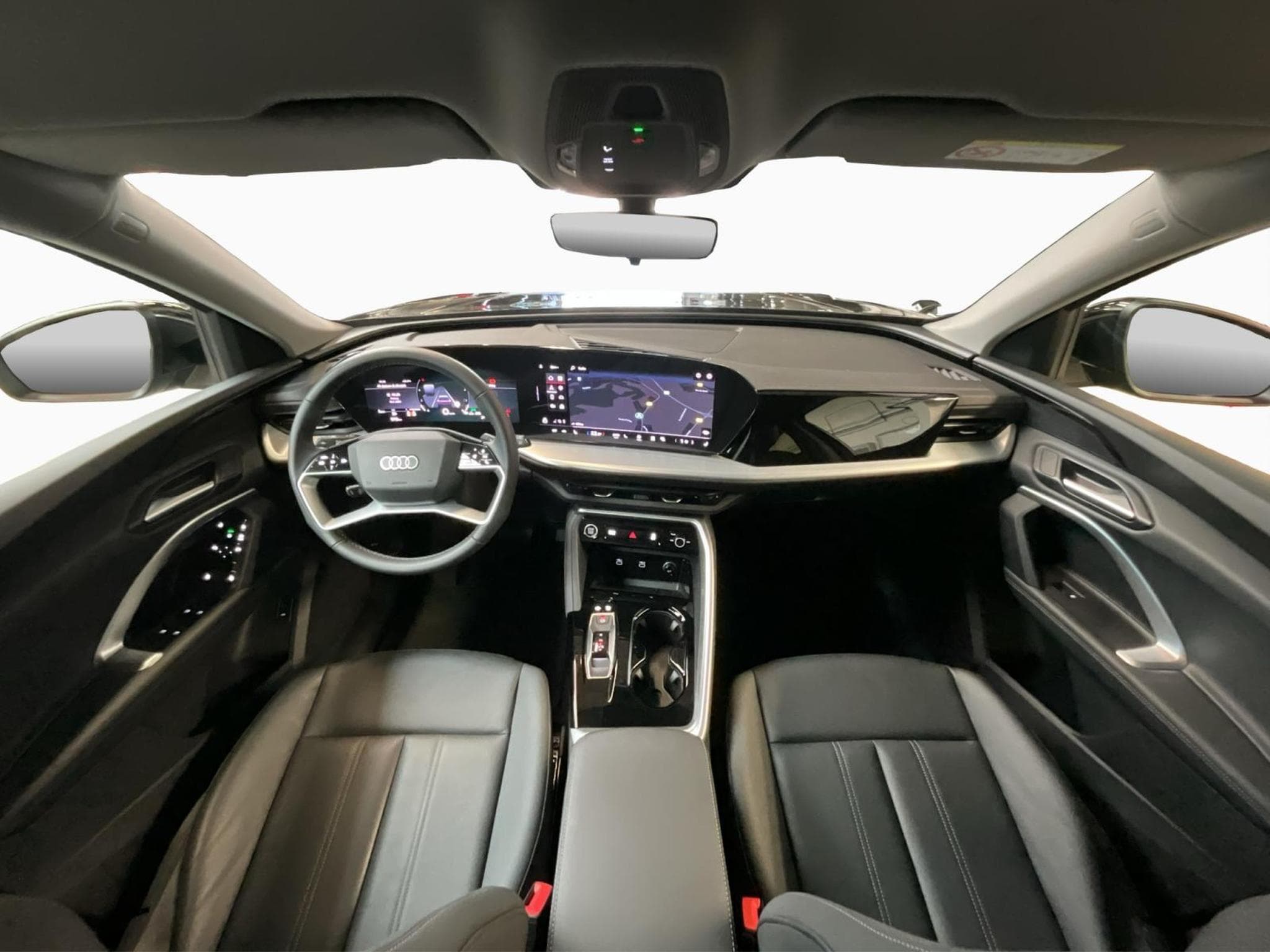 Audi Q5 TDI+Quattro+S-Tronic+P.Business+AHK (2025) - Photo 2