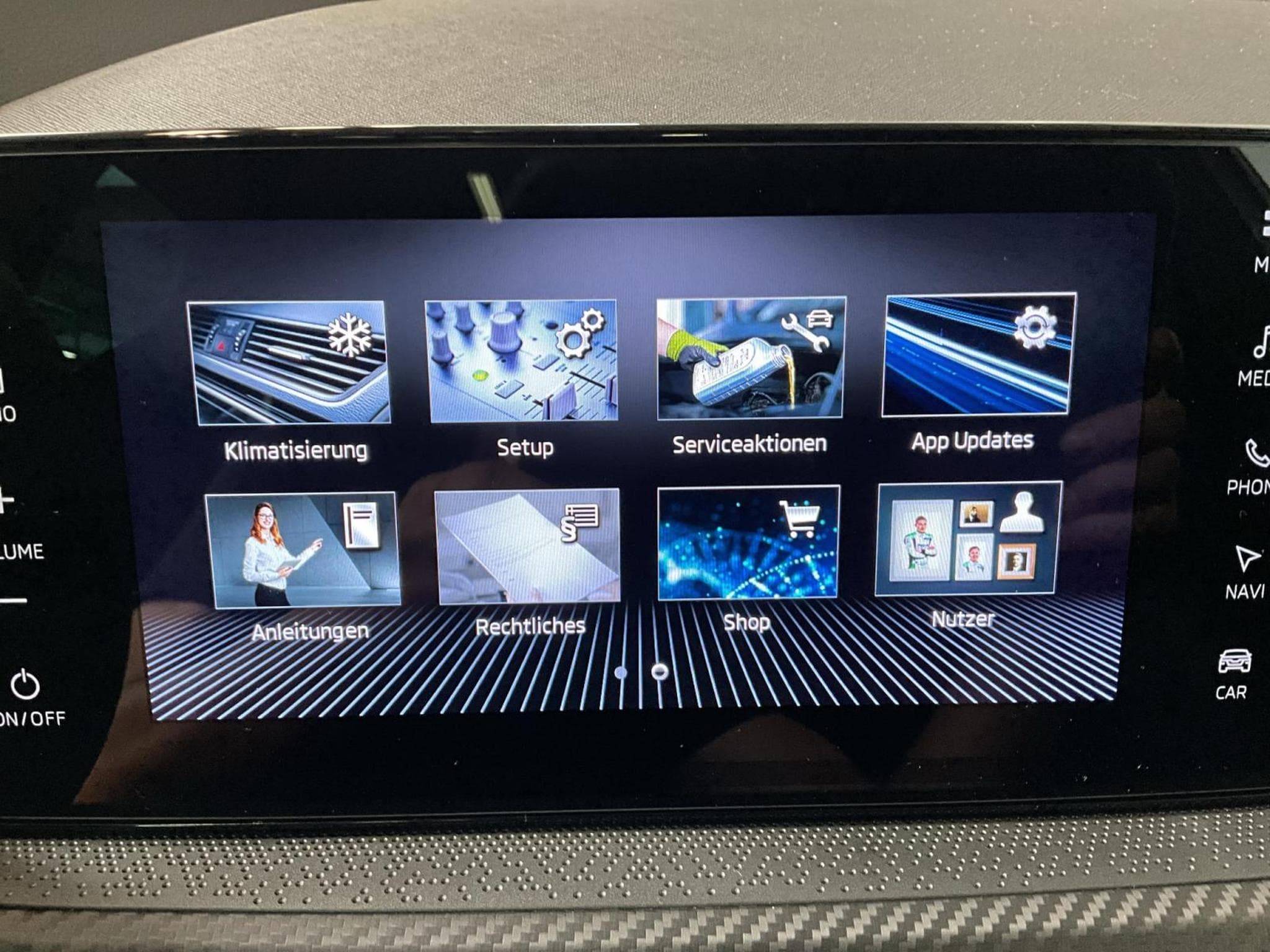 Skoda Kamiq Monte-Carlo+DSG+Led+Pano+Navi+DAB+ (2025) - Photo 16
