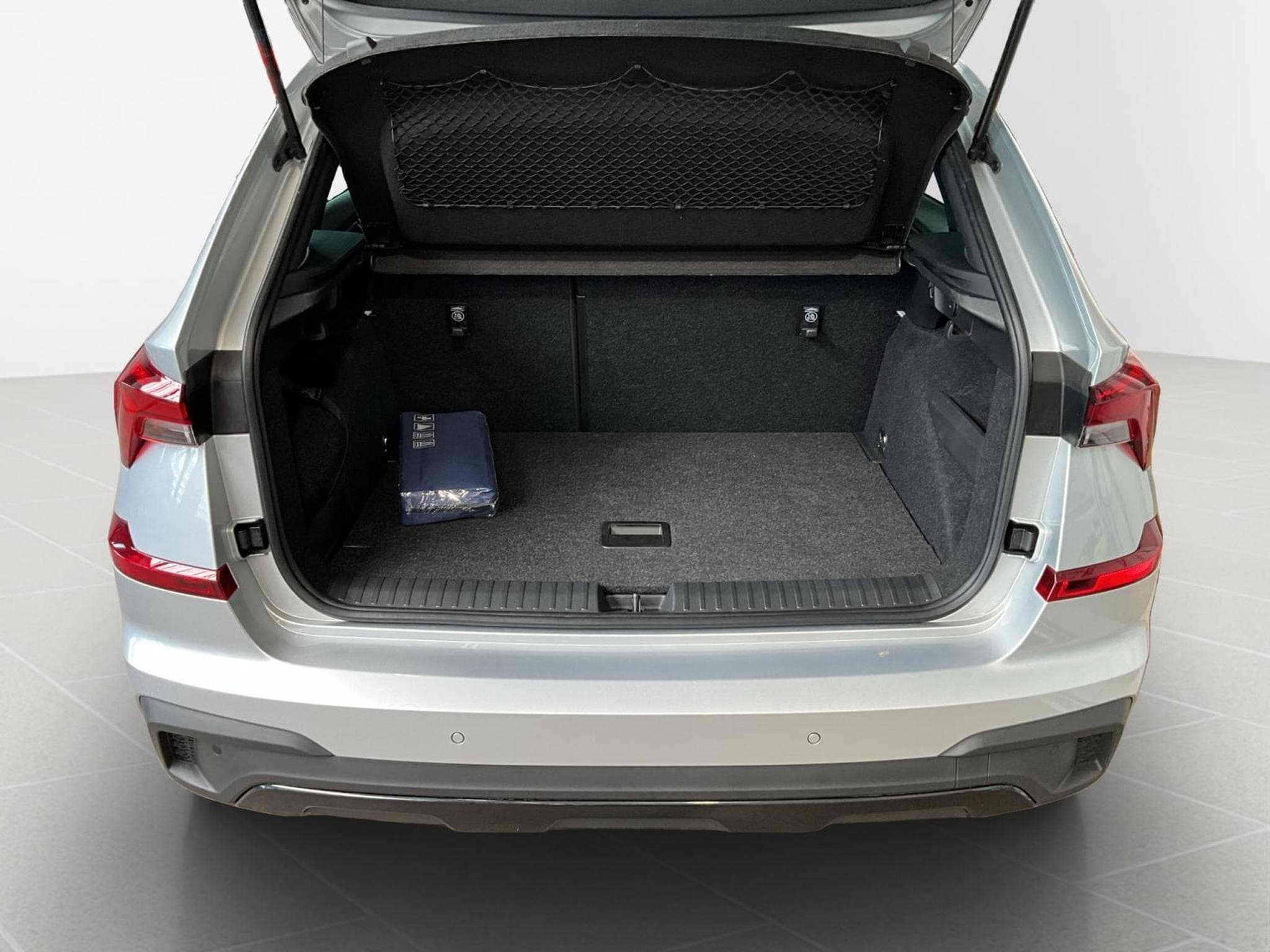 Skoda Kamiq Monte-Carlo+DSG+Led+Pano+Navi+DAB+ (2025) - Photo 20