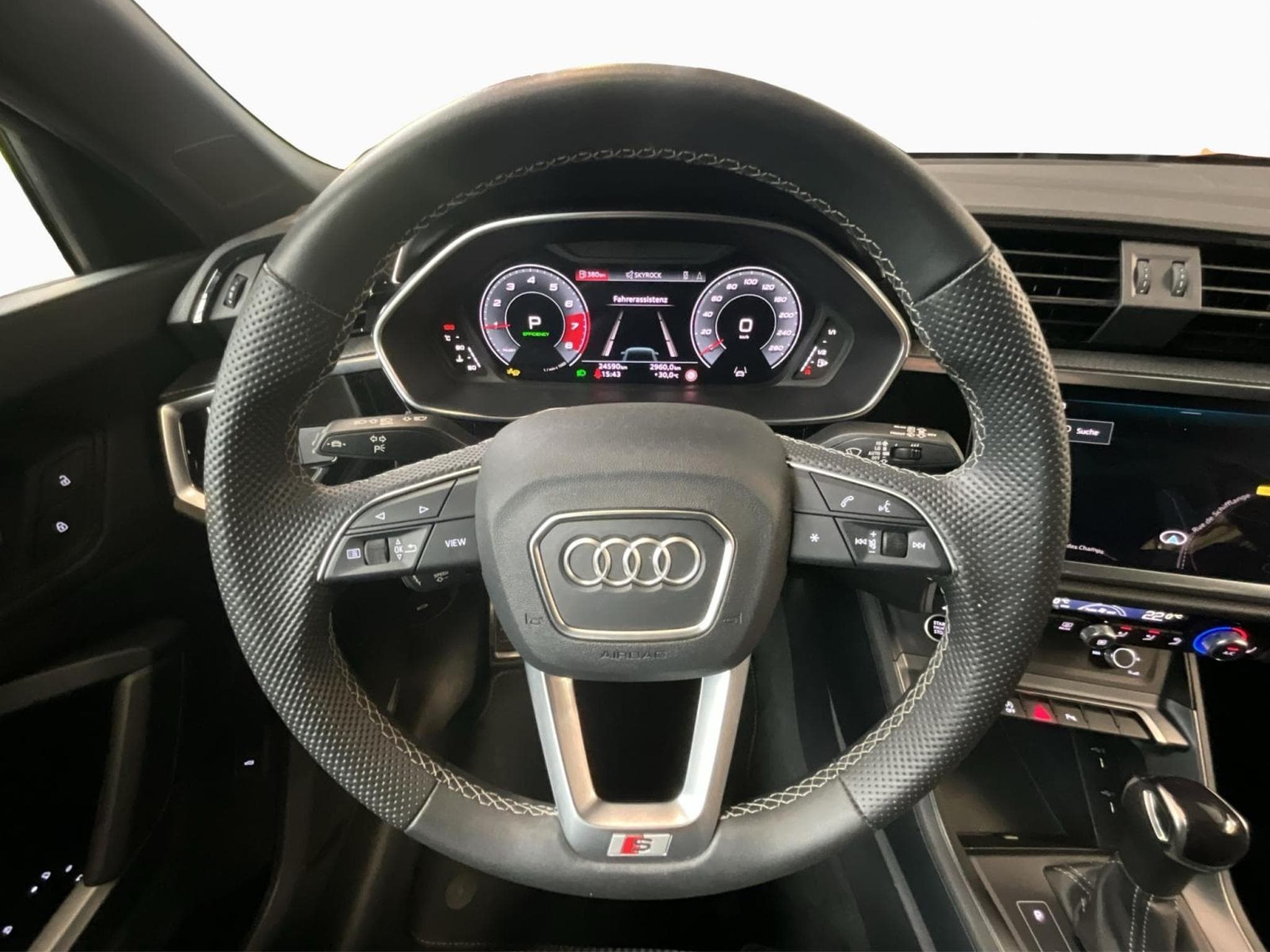 Audi Q3 SB+S-Line+35TFSI+S-Tronic+P.Premium (2025) - Photo 10