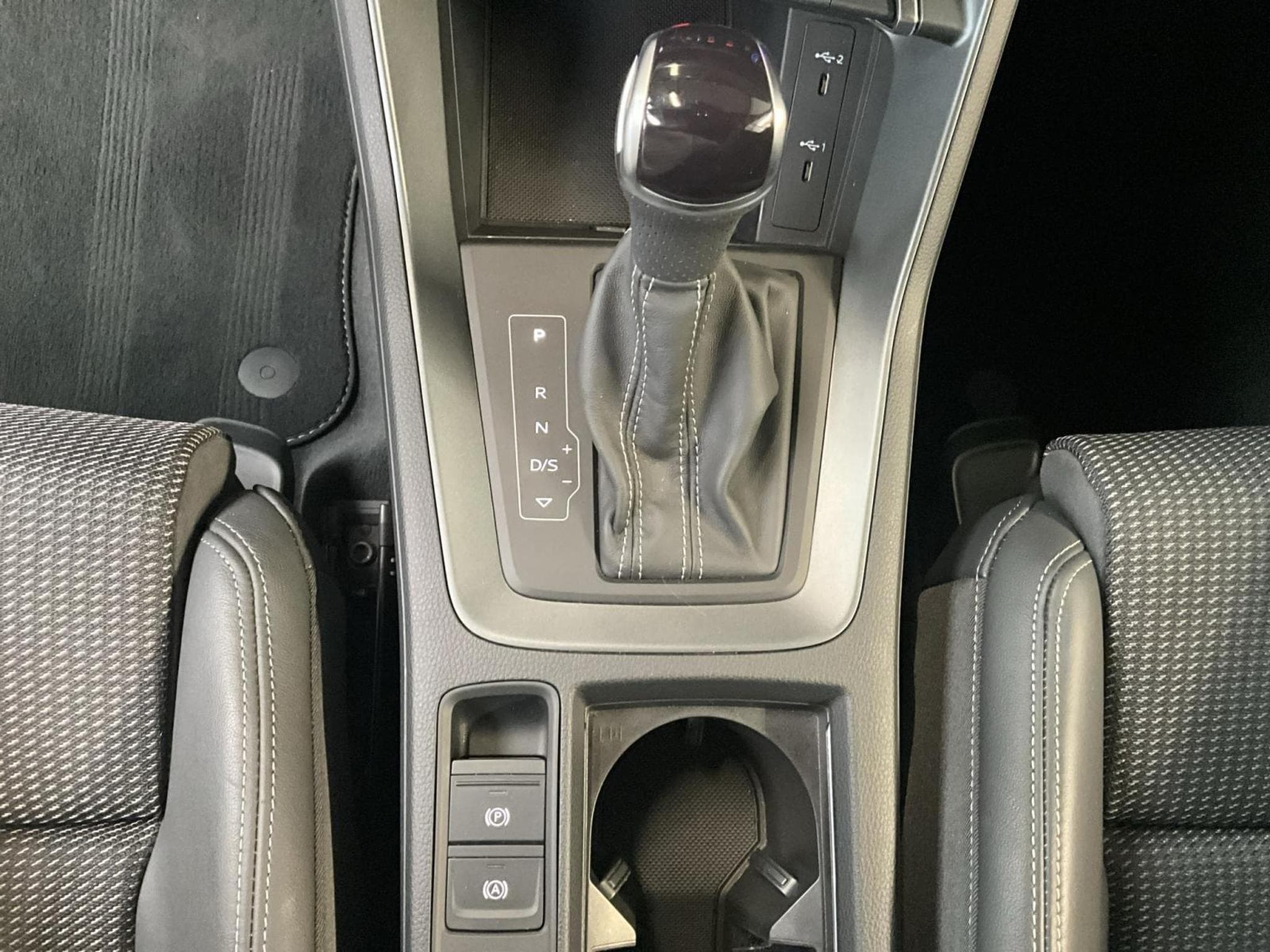 Audi Q3 SB+S-Line+35TFSI+S-Tronic+P.Premium (2025) - Photo 12