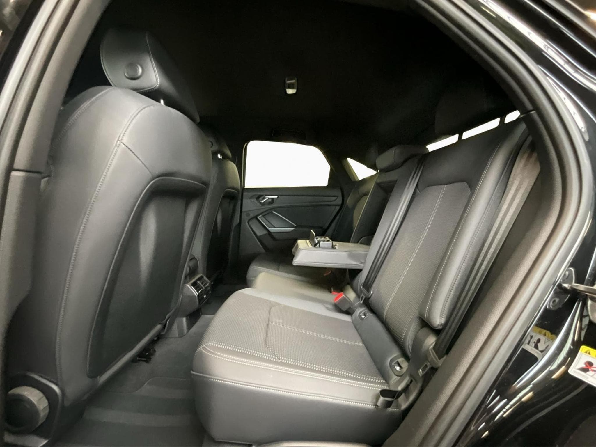 Audi Q3 SB+S-Line+35TFSI+S-Tronic+P.Premium (2025) - Photo 15