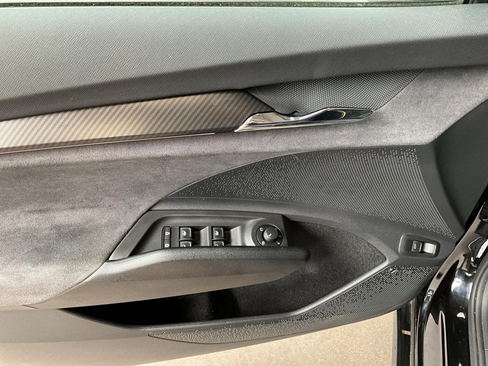 Skoda Enyaq 77kWh+RS+4x4+MAXX+AHK+LED+NAVI (2023) - Photo 10