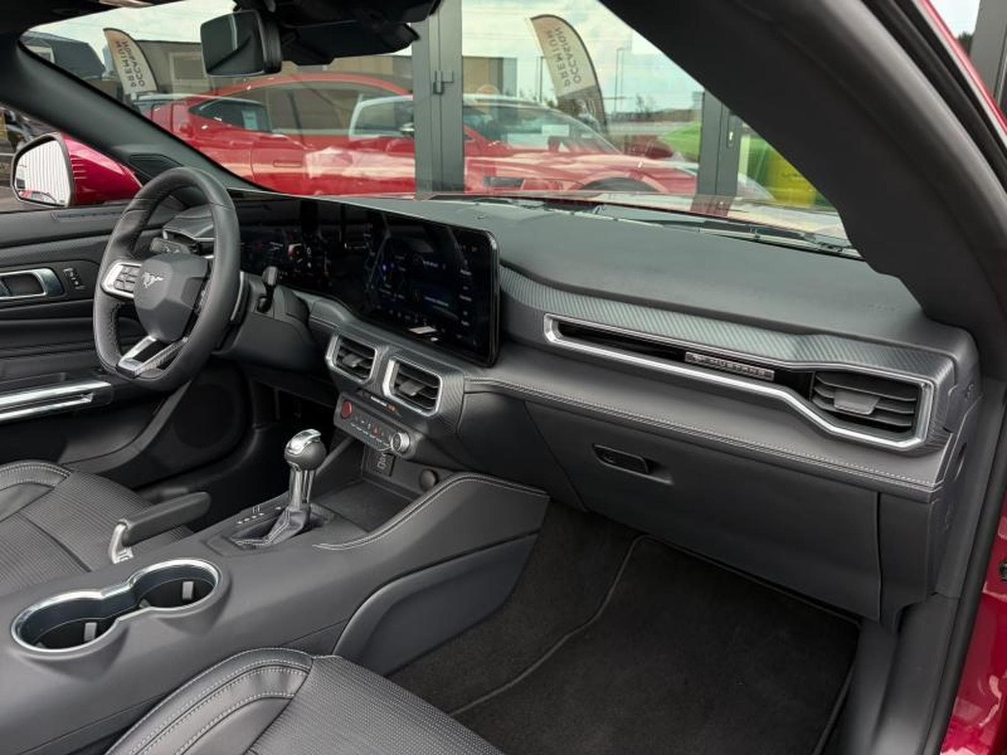 Ford Mustang GT (2025) - Photo 11