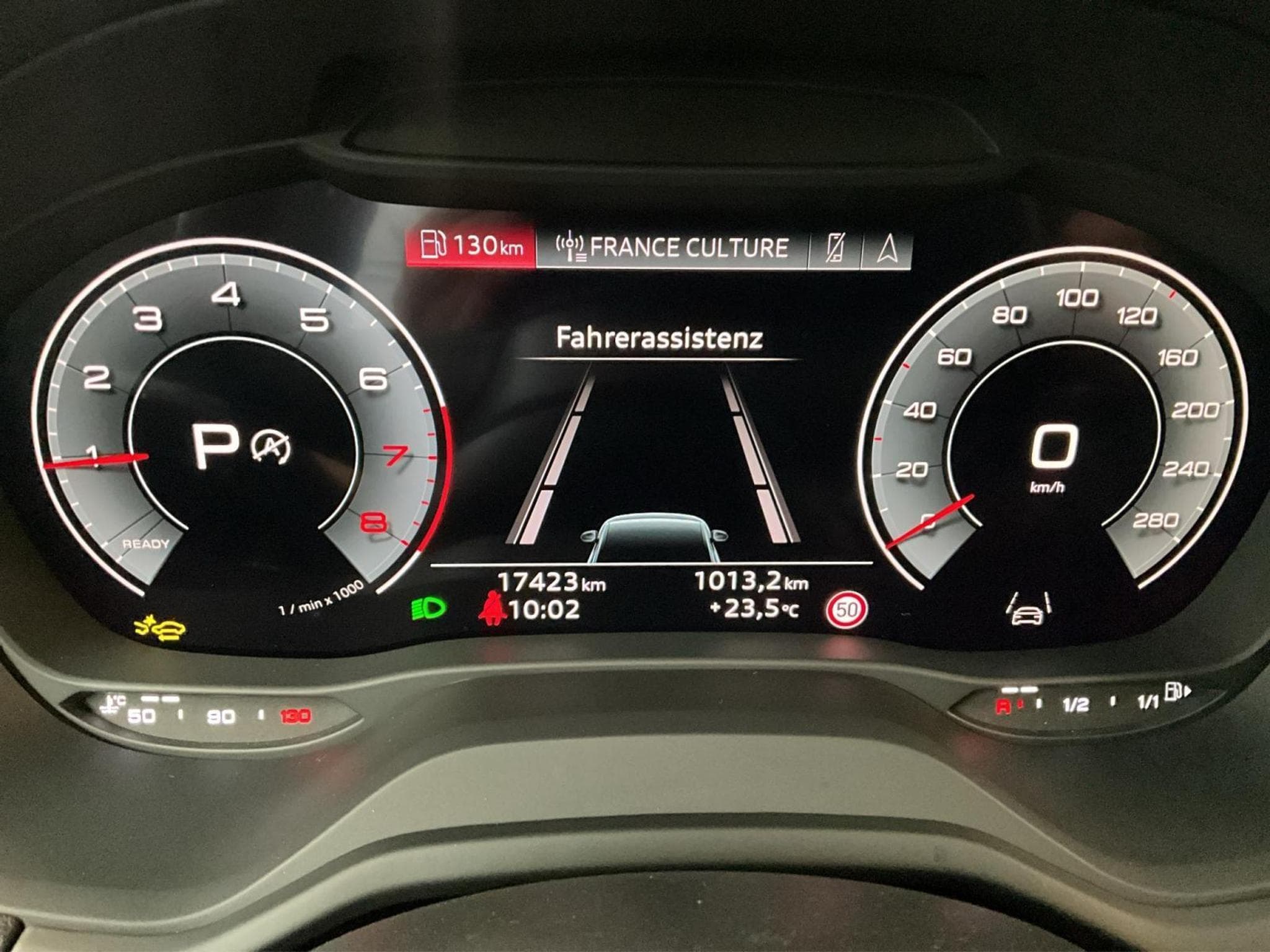 Audi Q2 Advanced+35TFSI+S-Tronic+P.Business+P.Confort+ (2025) - Photo 13