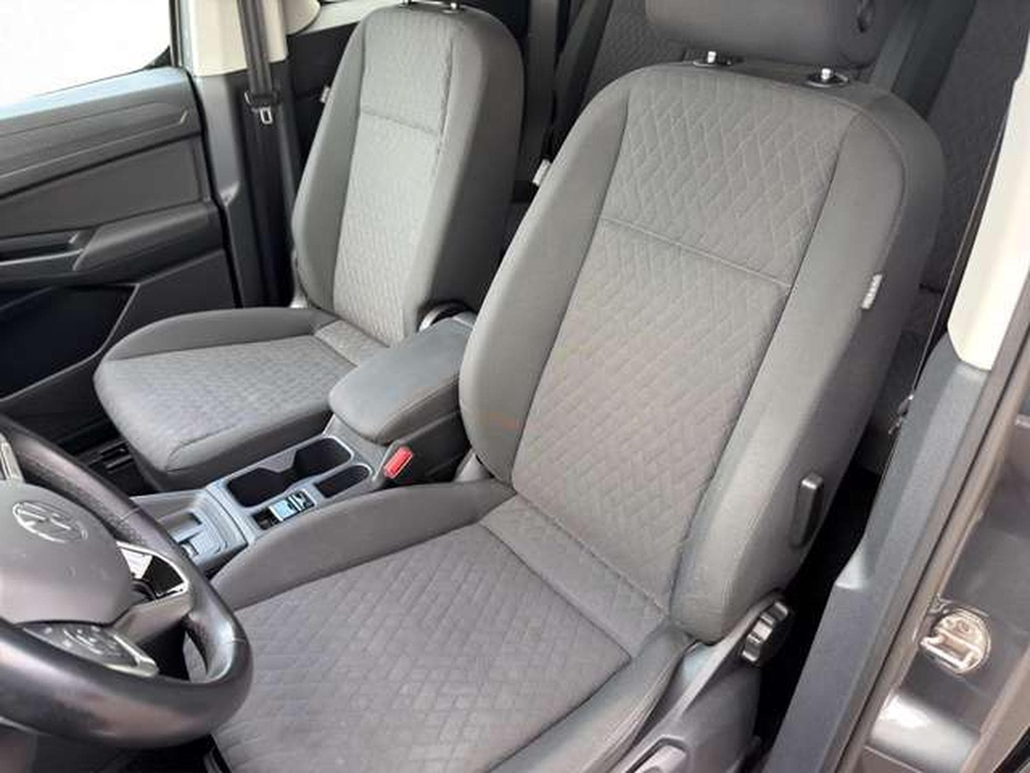 VW Caddy Life DSG/Navi/LED/SHZ/ACC/Kamera (2022) - Photo 9