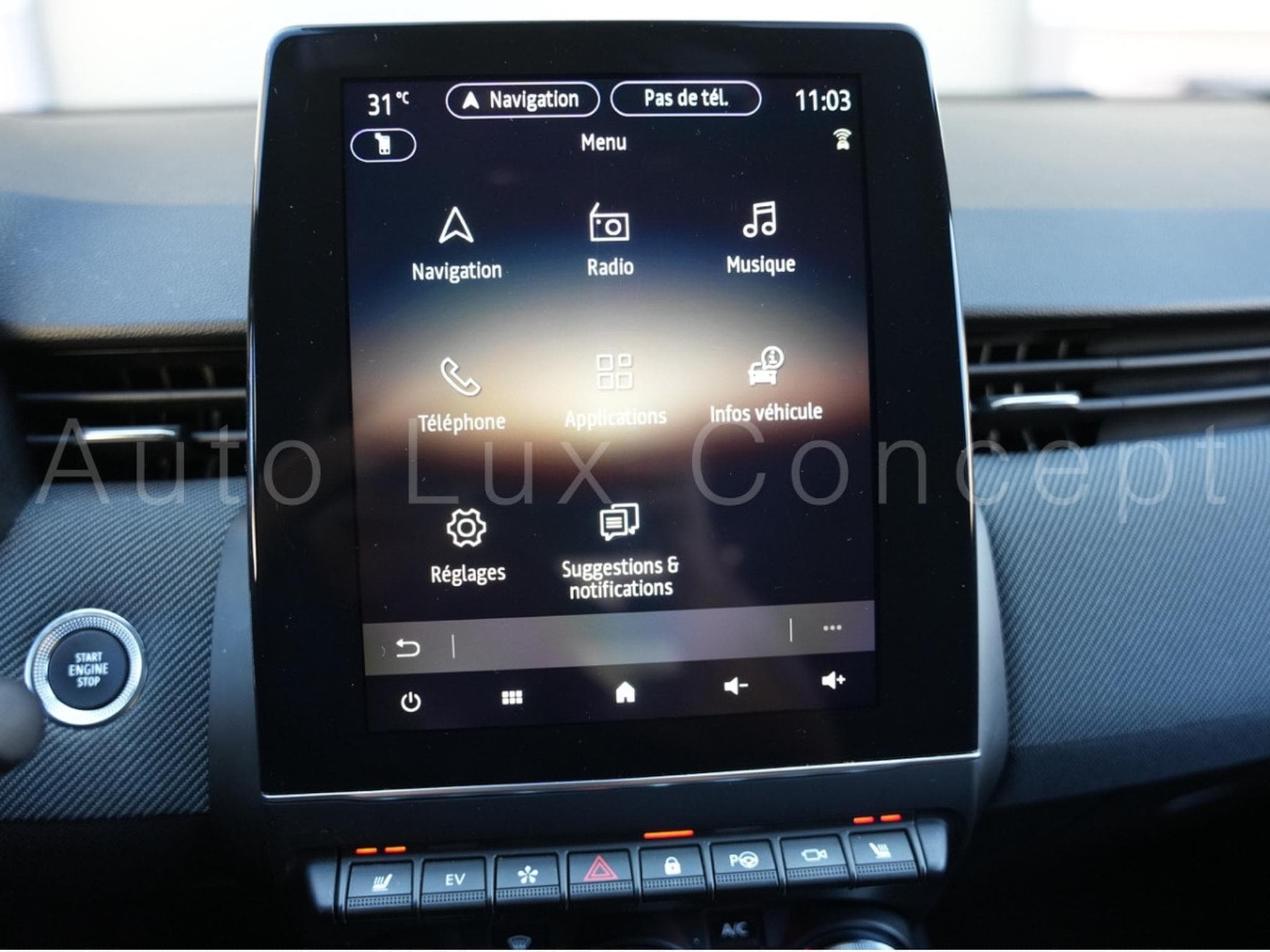 Renault Clio E-Tech Full Hybrid 145 Esprit Alpine (2024) - Photo 24