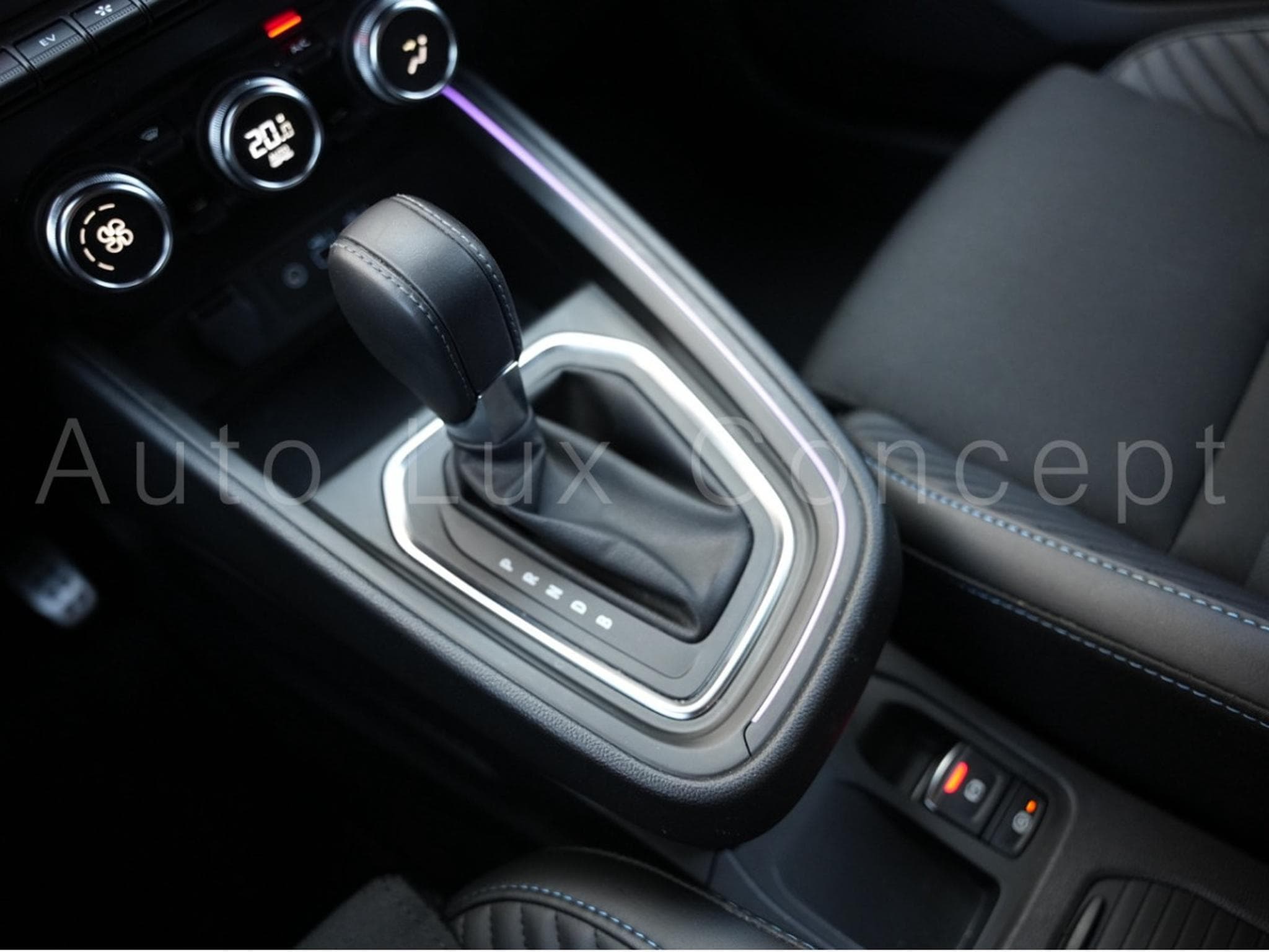 Renault Clio E-Tech Full Hybrid 145 Esprit Alpine (2024) - Photo 27