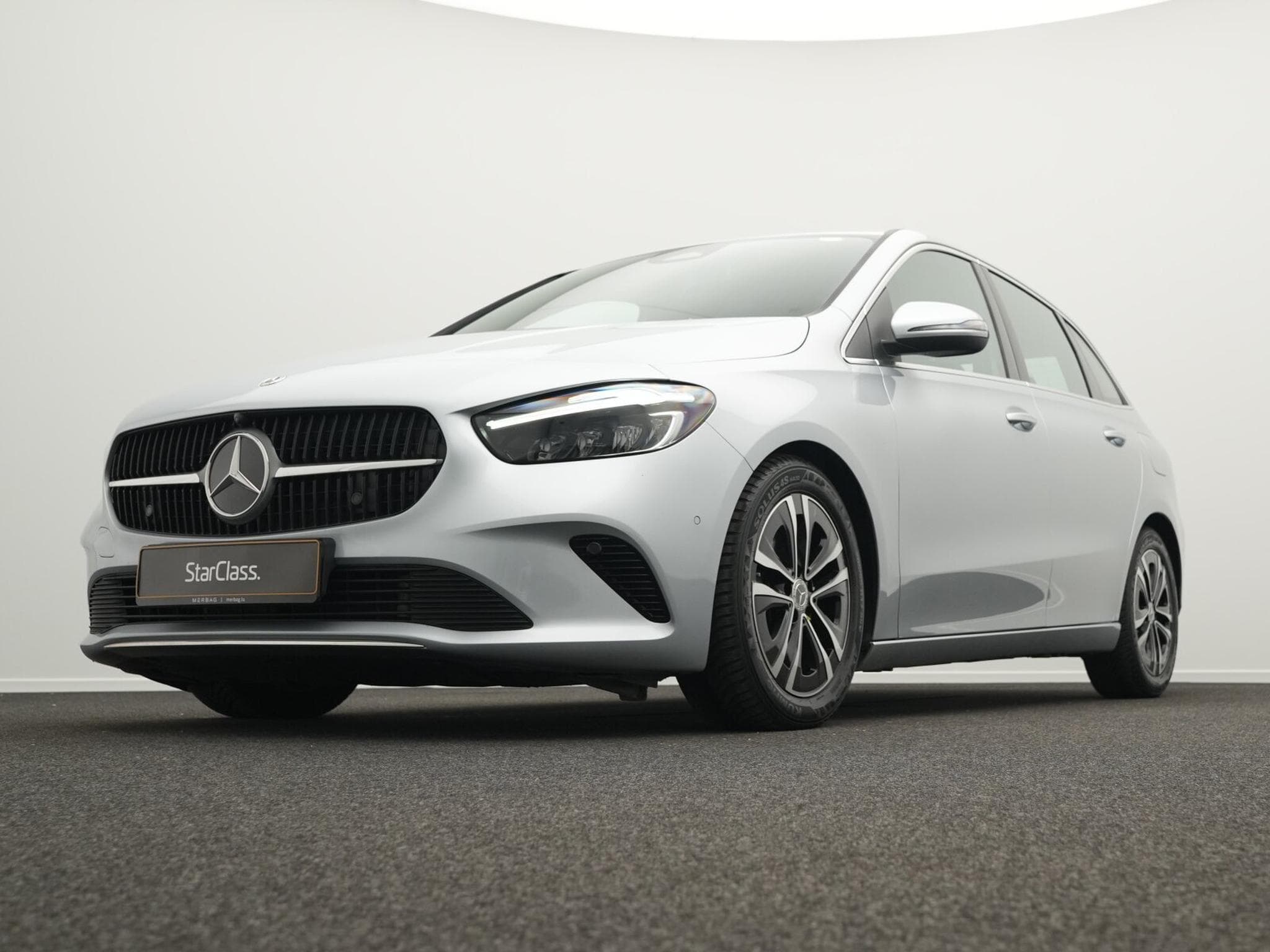 Mercedes B 180 d LED+Kamera+Apple+MBUX (2025) - Photo 8