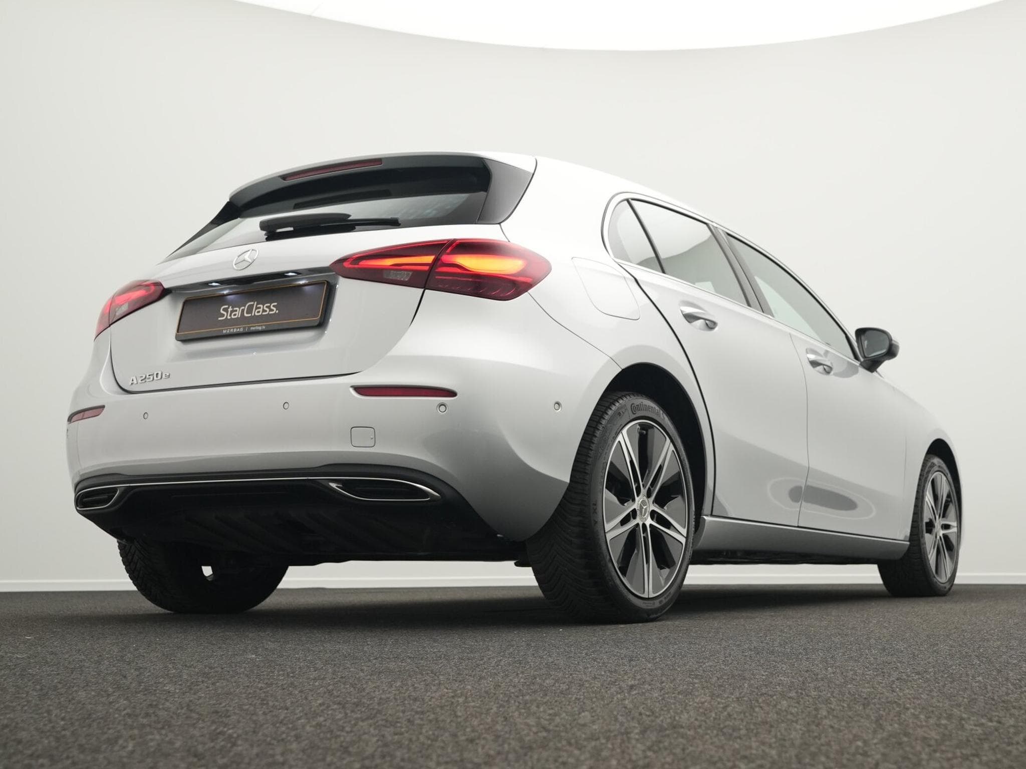 Mercedes A 250 e Kompaktlimousine LED+Kamera+MBUX+Apple (2023) - Photo 9