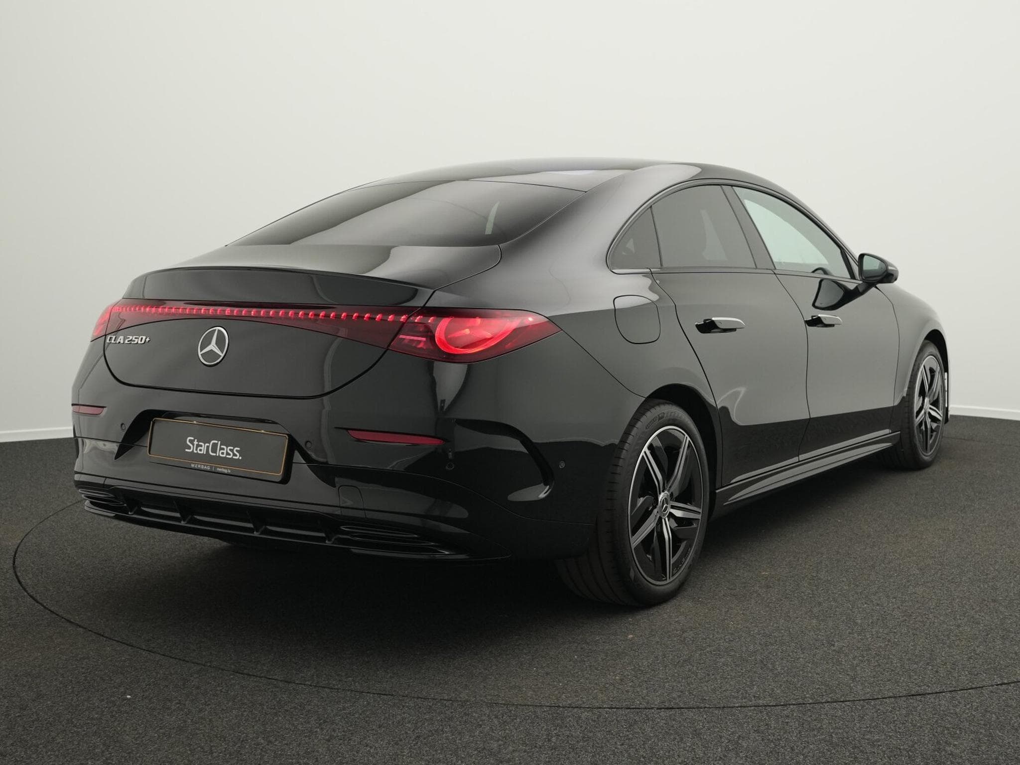 Mercedes CLA 250 + mit EQ Technologie Multi+AHK+Pano+Memo+Night (2026) - Photo 3