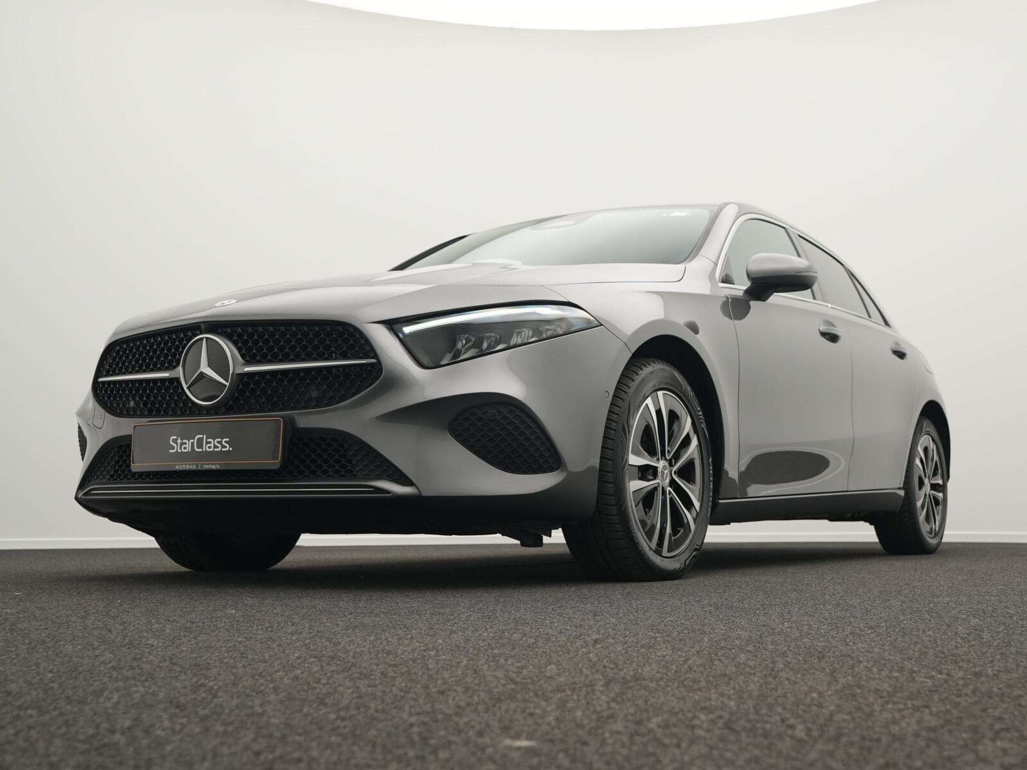 Mercedes A 250 e Kompaktlimousine LED+Kamera+MBUX (2023) - Photo 8