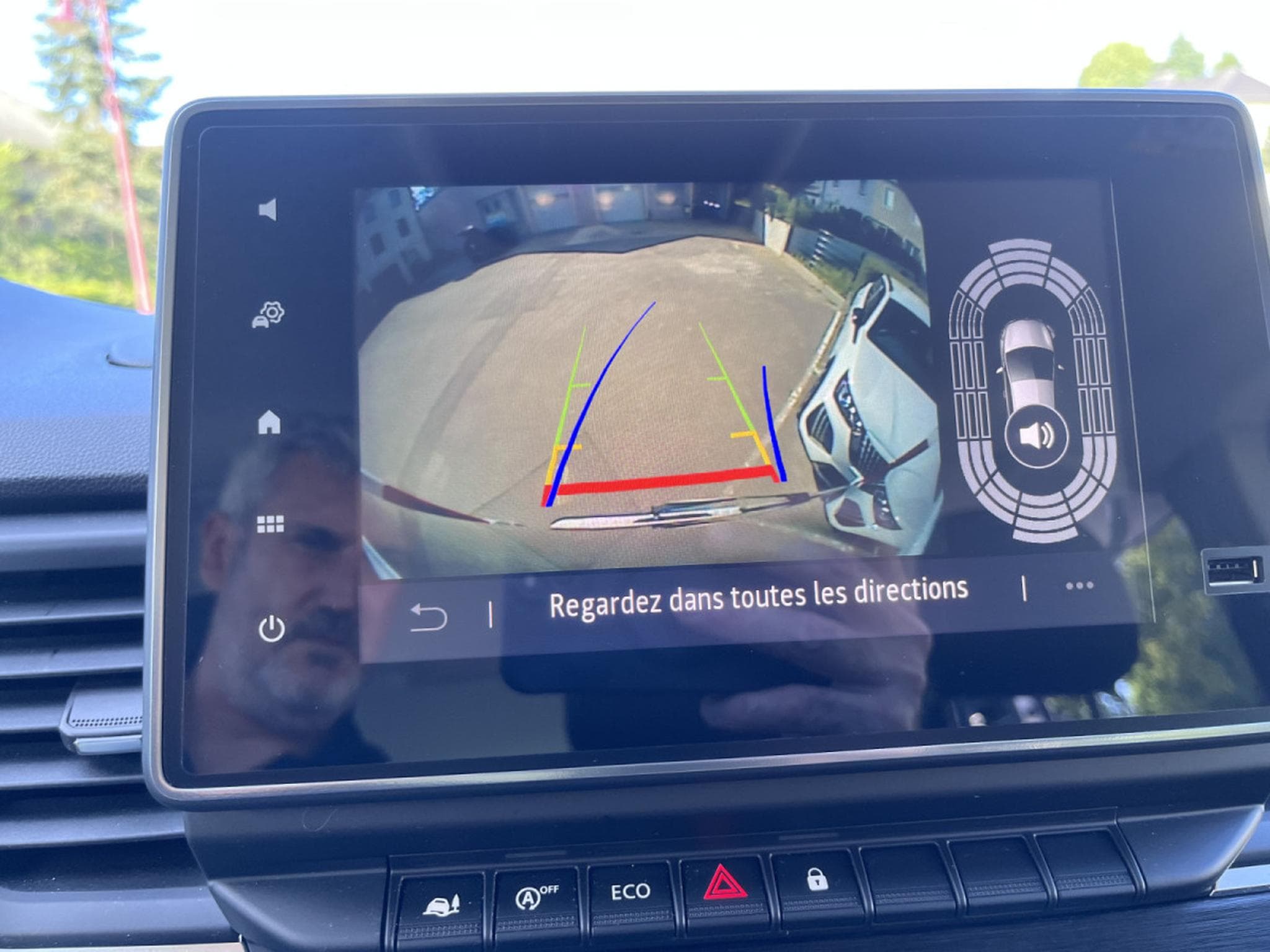 Renault Trafic 2.0dci Tekna 110kw L2H1 3,0t Navi Camera Carplay 9 places (2025) - Photo 12