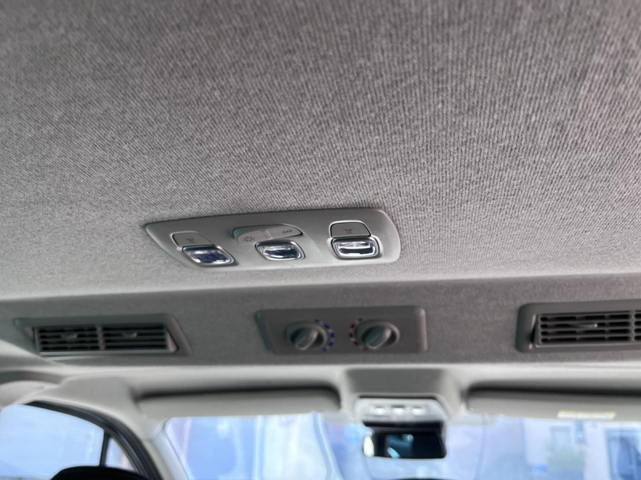 Renault Trafic 2.0dci Tekna 110kw L2H1 3,0t Navi Camera Carplay 9 places (2025) - Photo 17