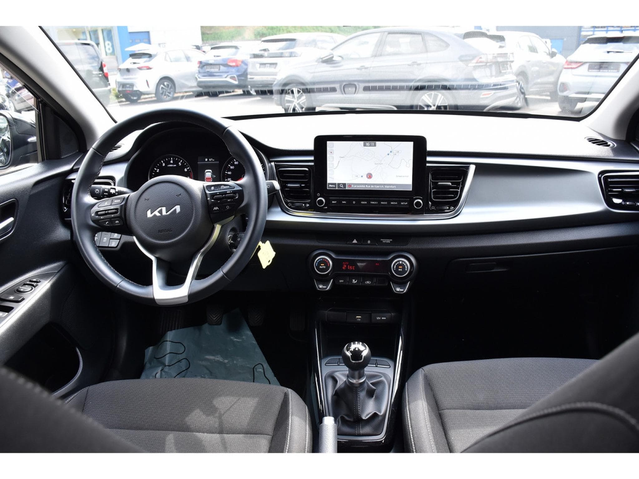 Kia Rio 1.2i Pulse REGUL GPS LANE CAM 1° MAIN (2023) - Photo 8