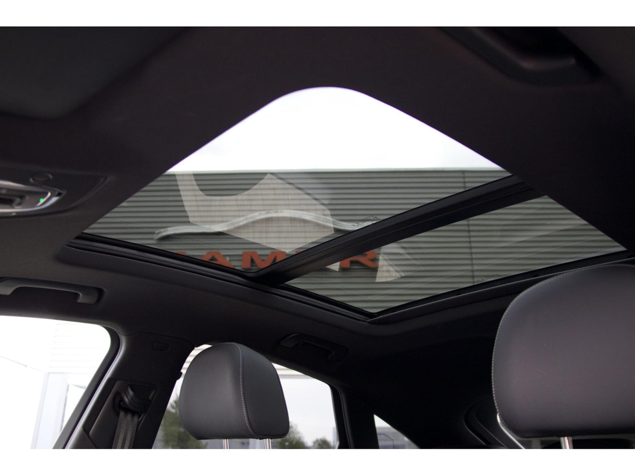 Audi SQ5 Sportback 3.0 TDI AIR AHK PANO StdHzg Matrix (2022) - Photo 8