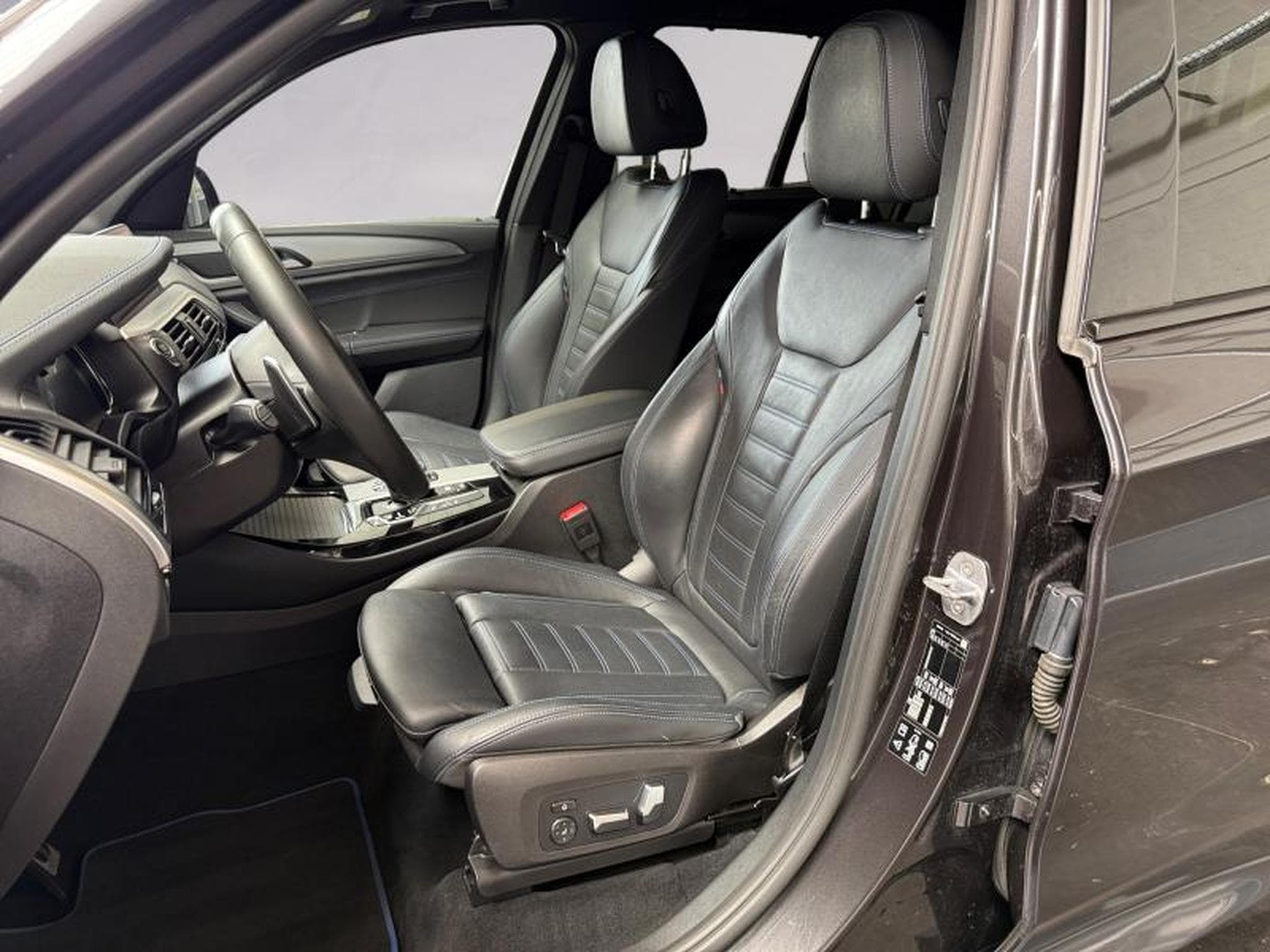 BMW X3 X3 M40i Kit M Sport (2019) - Photo 8