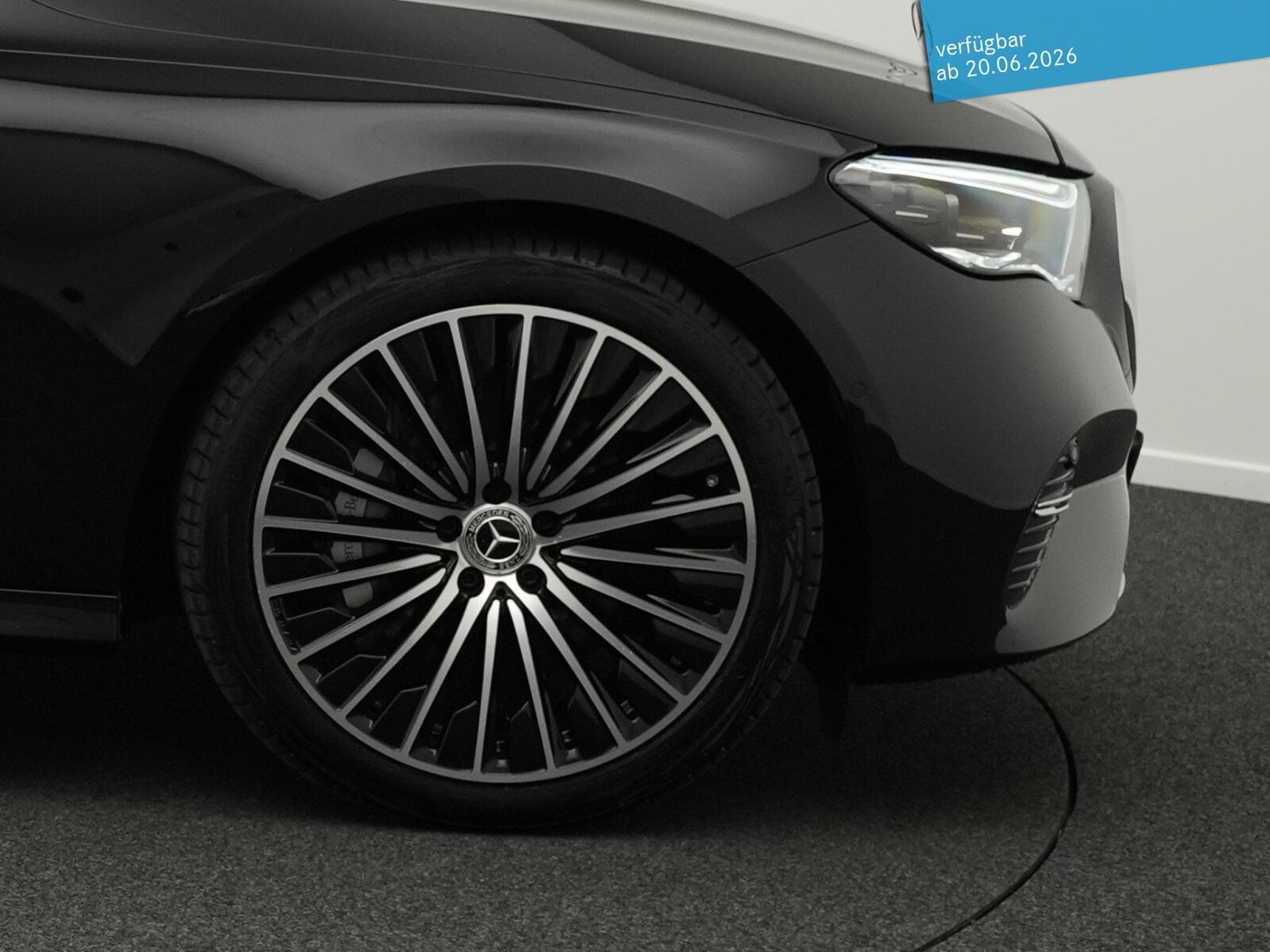 Mercedes E 450 4MATIC T-Modell (2024) - Photo 6