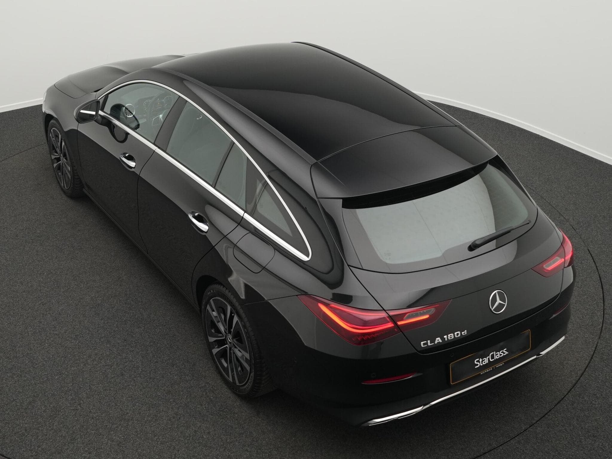 Mercedes CLA 180 CLA 180 d Shooting Brake LED+EasyPack+Kamera (2025) - Photo 11